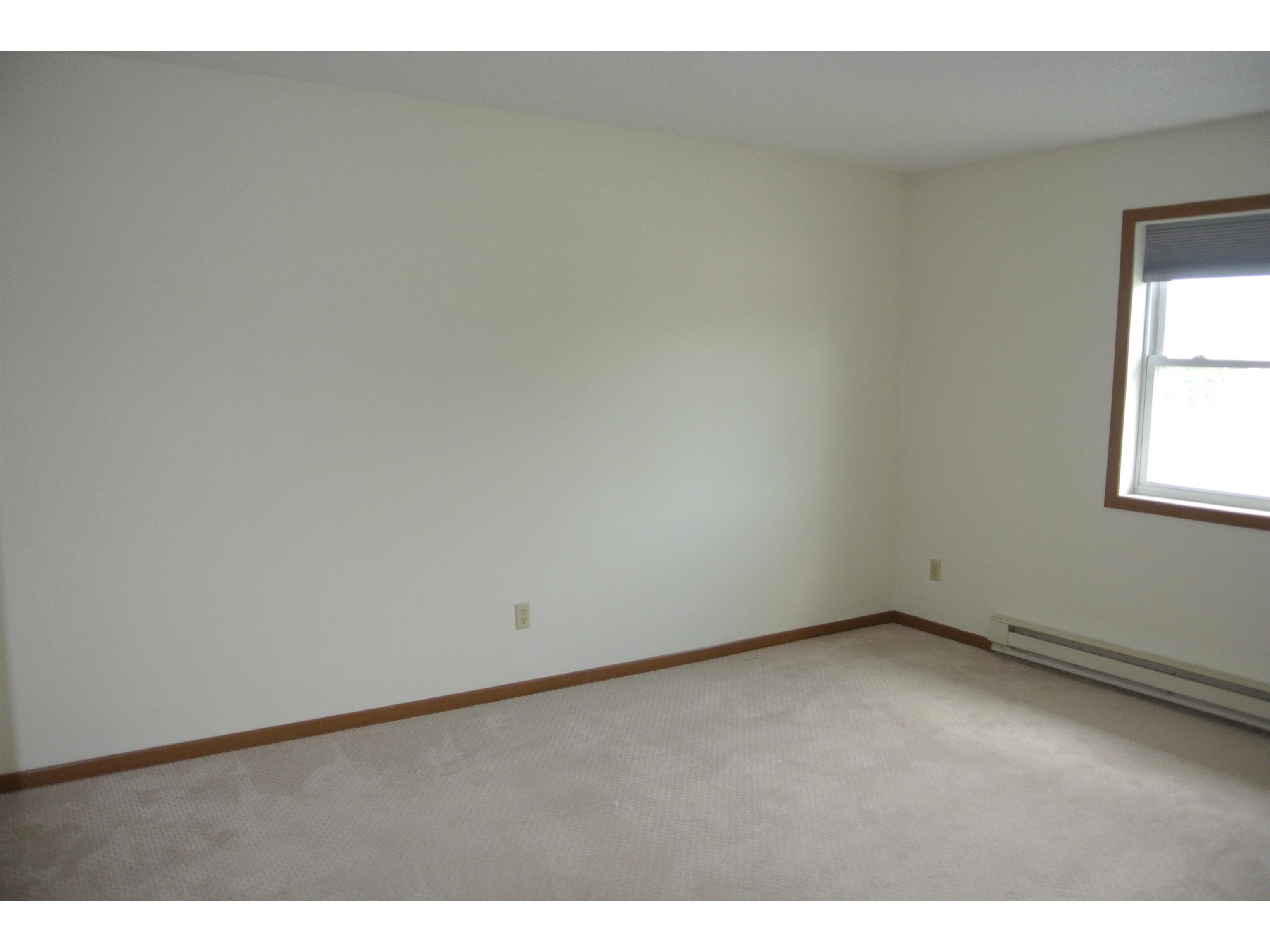 47 E 4th St Superior WI 54880 6123111 image7