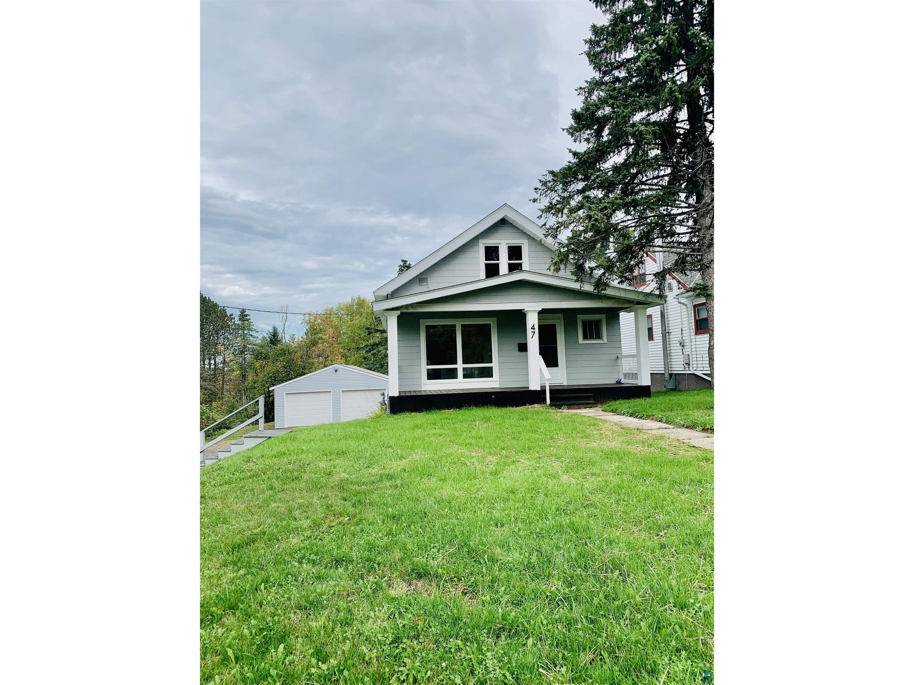 47 W Chisholm St Duluth MN 55803 6110370 image1