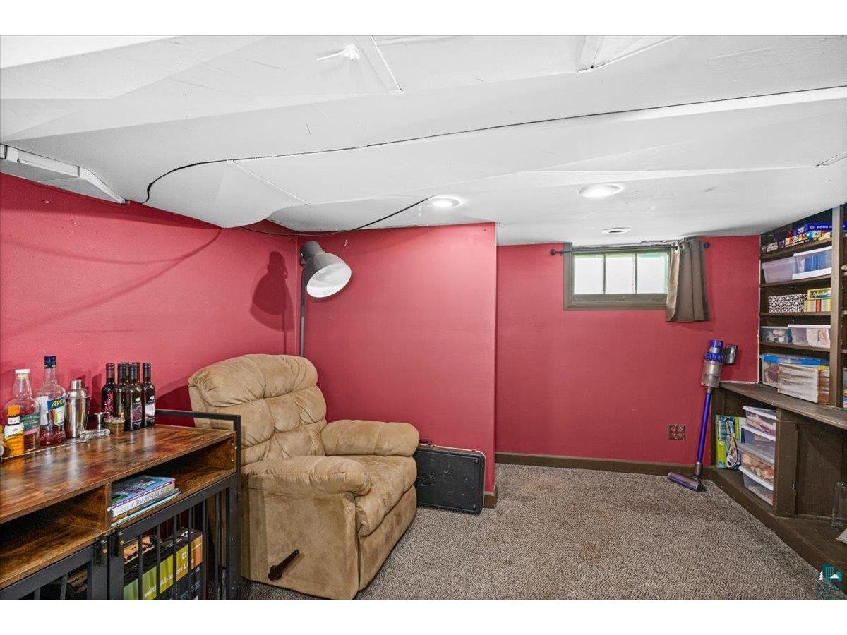 4714 W 8th St Duluth MN 55807 6126349 image23