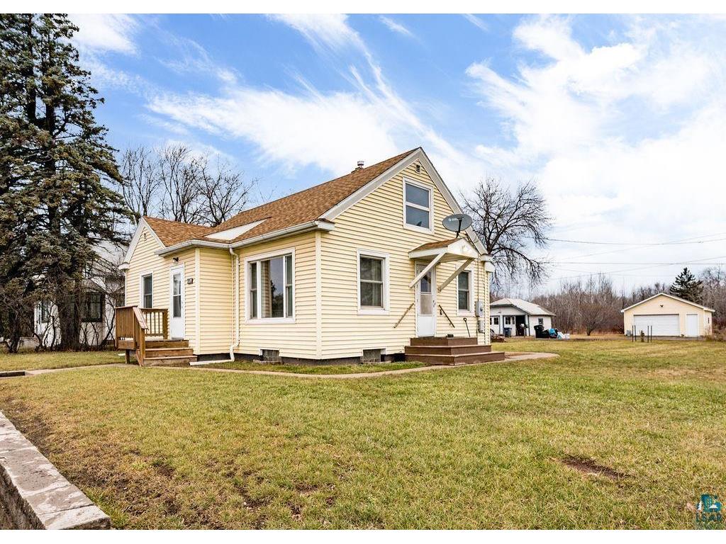 4729 E 2nd St Superior WI 54880 6112213 image1