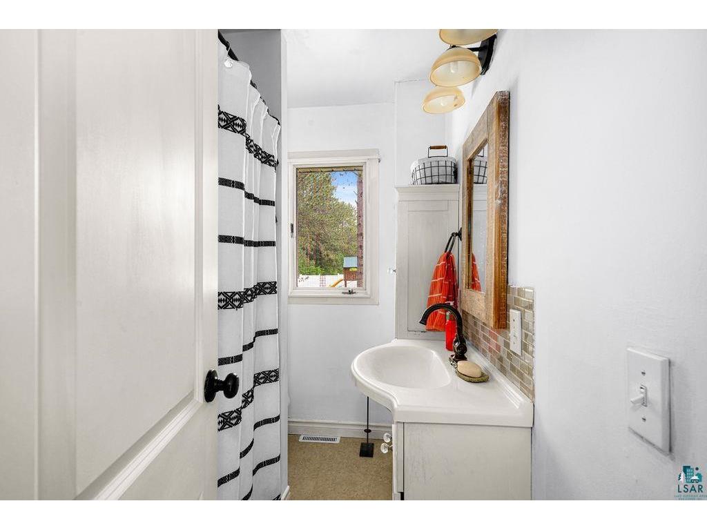 4735 Portland Rd Hermantown MN 55811 6126000 image14