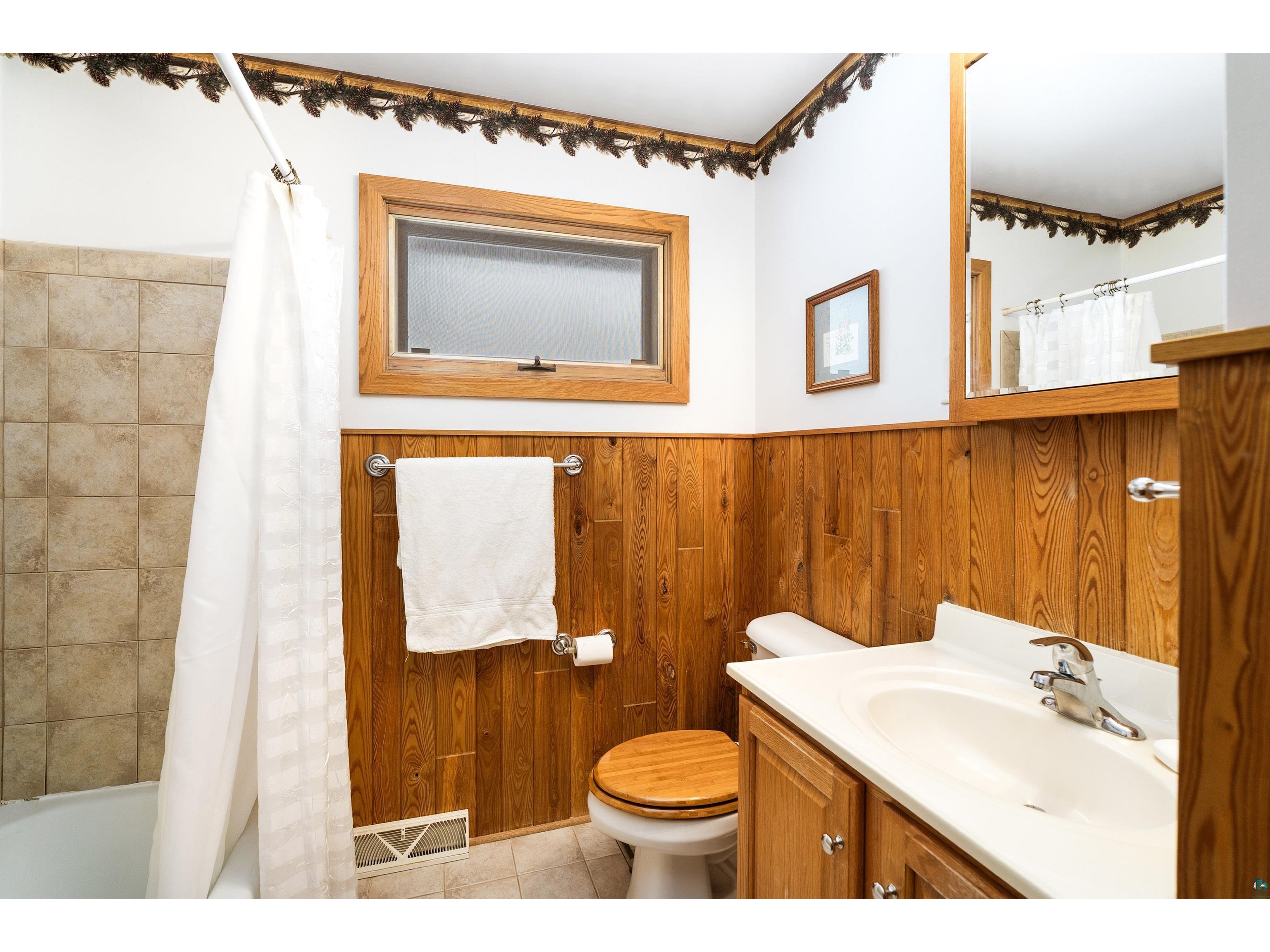 4803 Crosley Ave Duluth MN 55804 6124111 image21