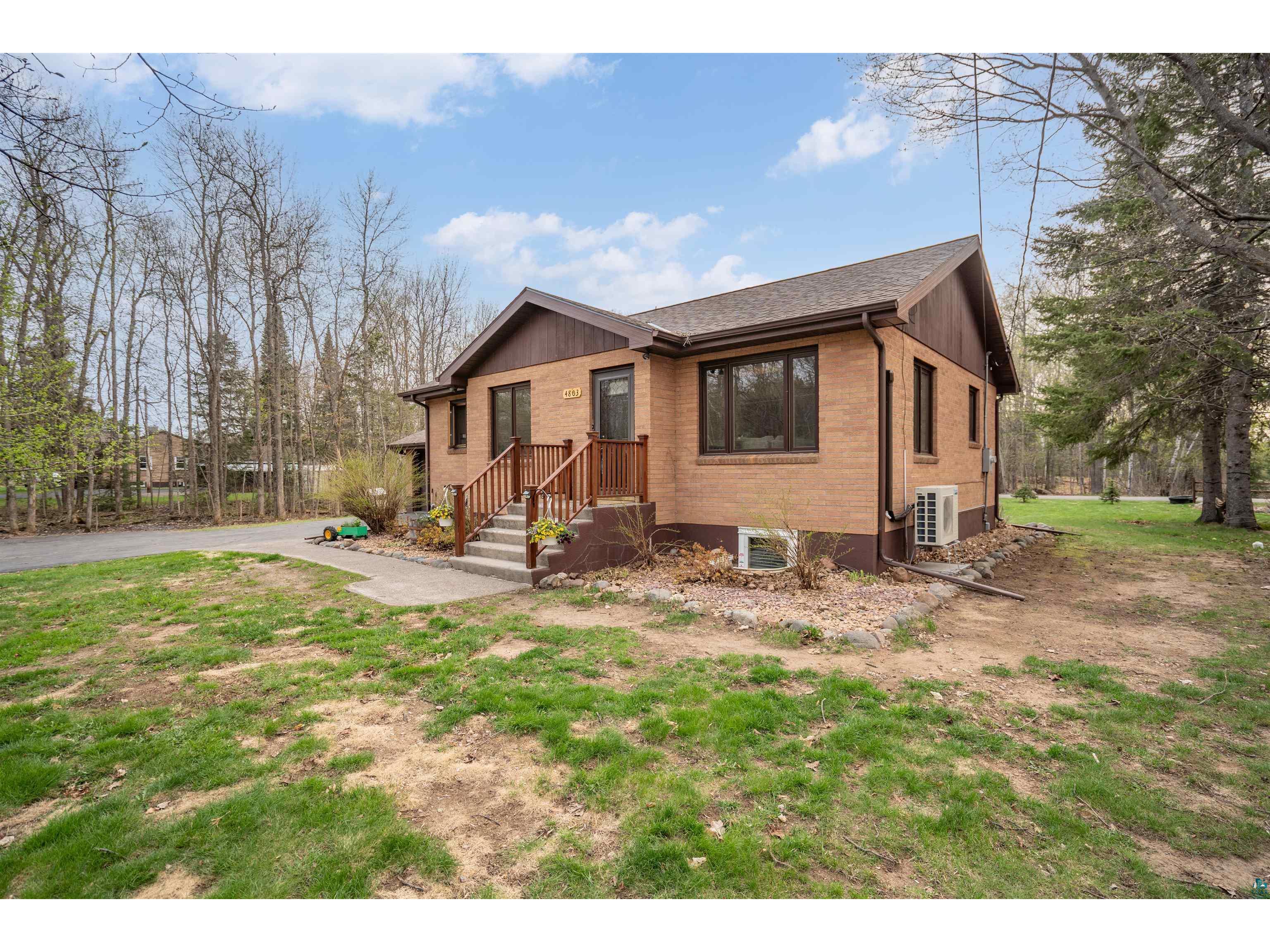 4803 South Shore Dr Duluth MN 55811 6108079 image1