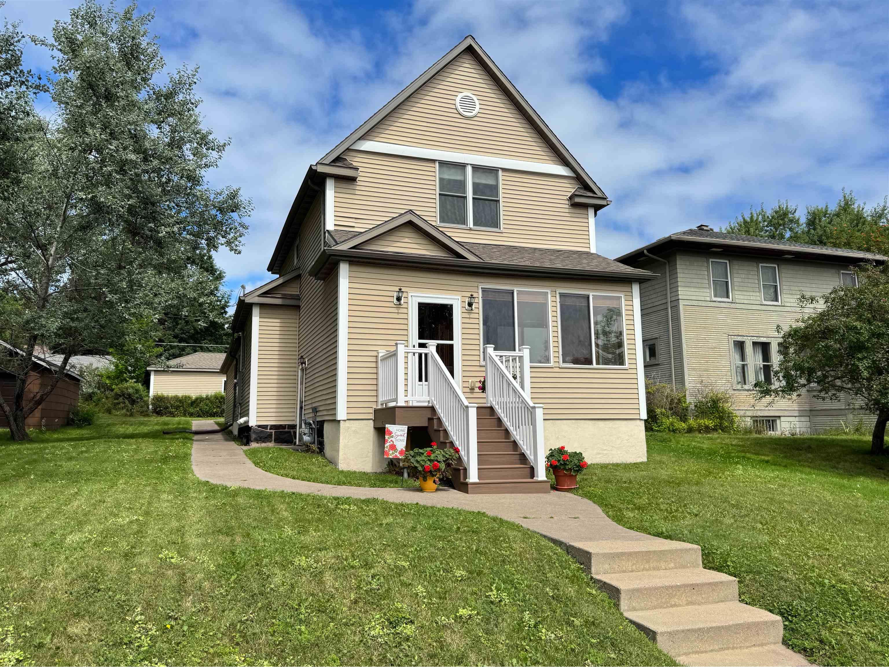 4811 Pitt St Duluth MN 55804 6121075 image1