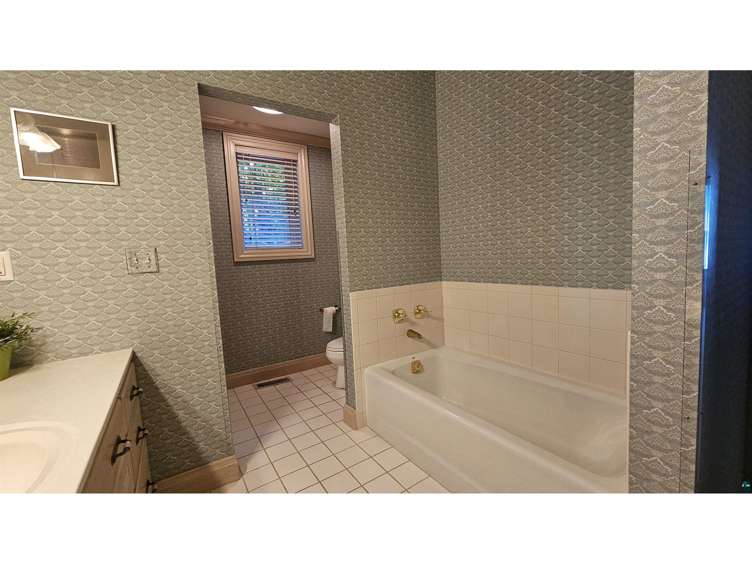4875 Lakeway Dr Duluth MN 55811 - Pike 6126125 image23