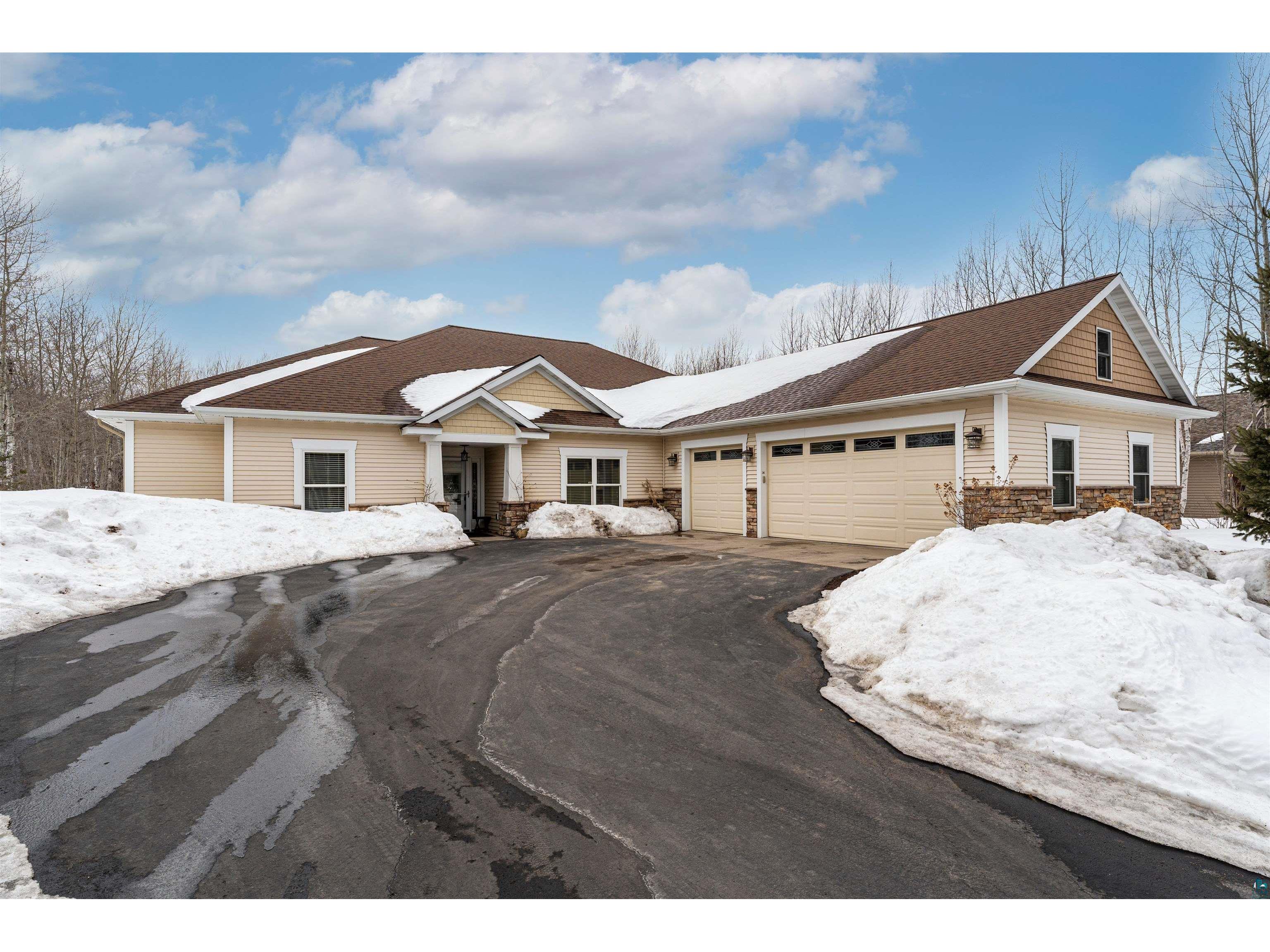 4911 Trails End Dr, Hermantown, MN, 55811 MLS 6102276 Edina Realty