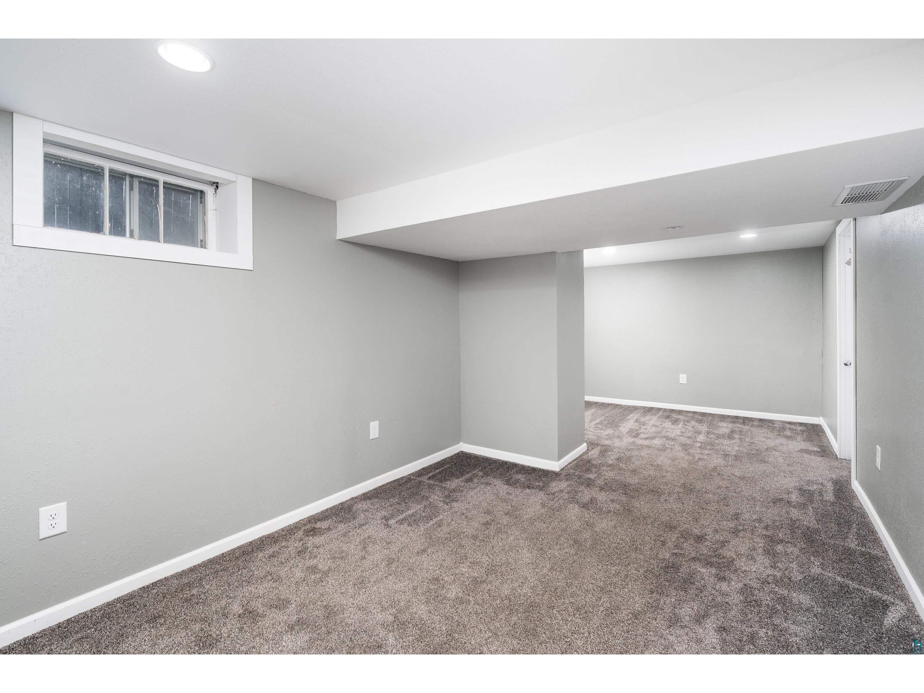 4922 Glenwood St Duluth MN 55804 6125395 image22