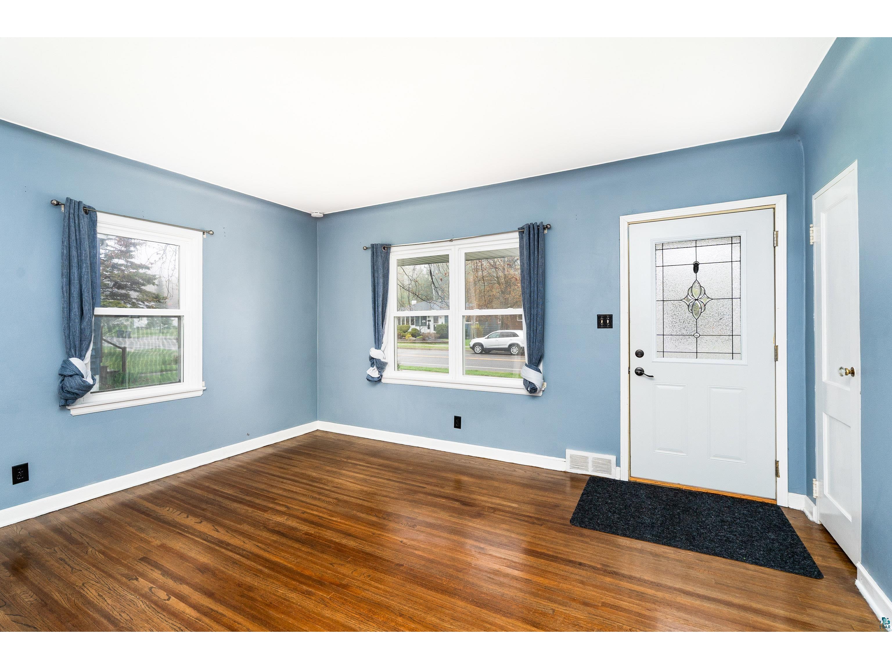 4922 Glenwood St Duluth MN 55804 6125395 image3