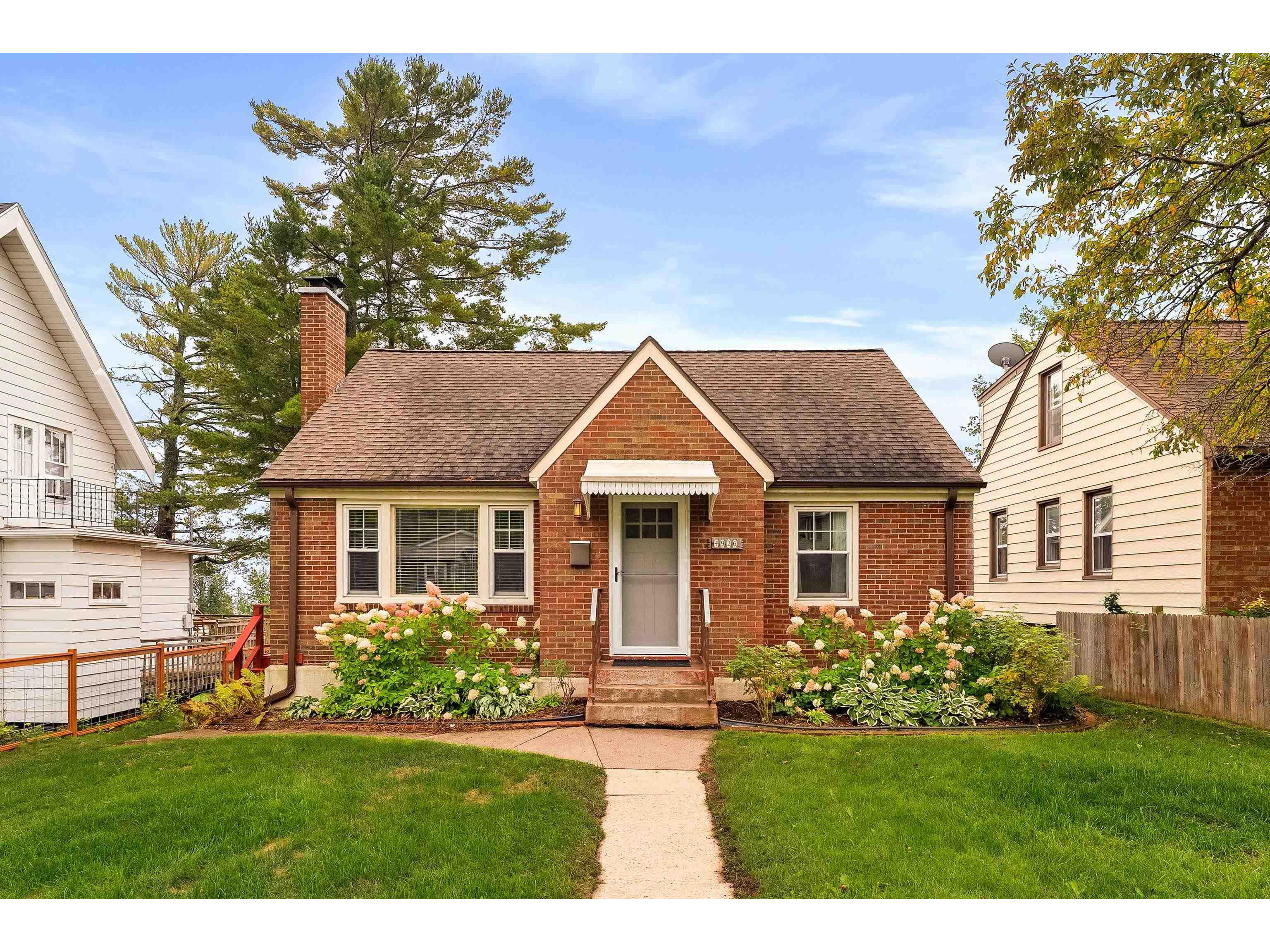 4926 Dodge St Duluth MN 55804 6122102 image1