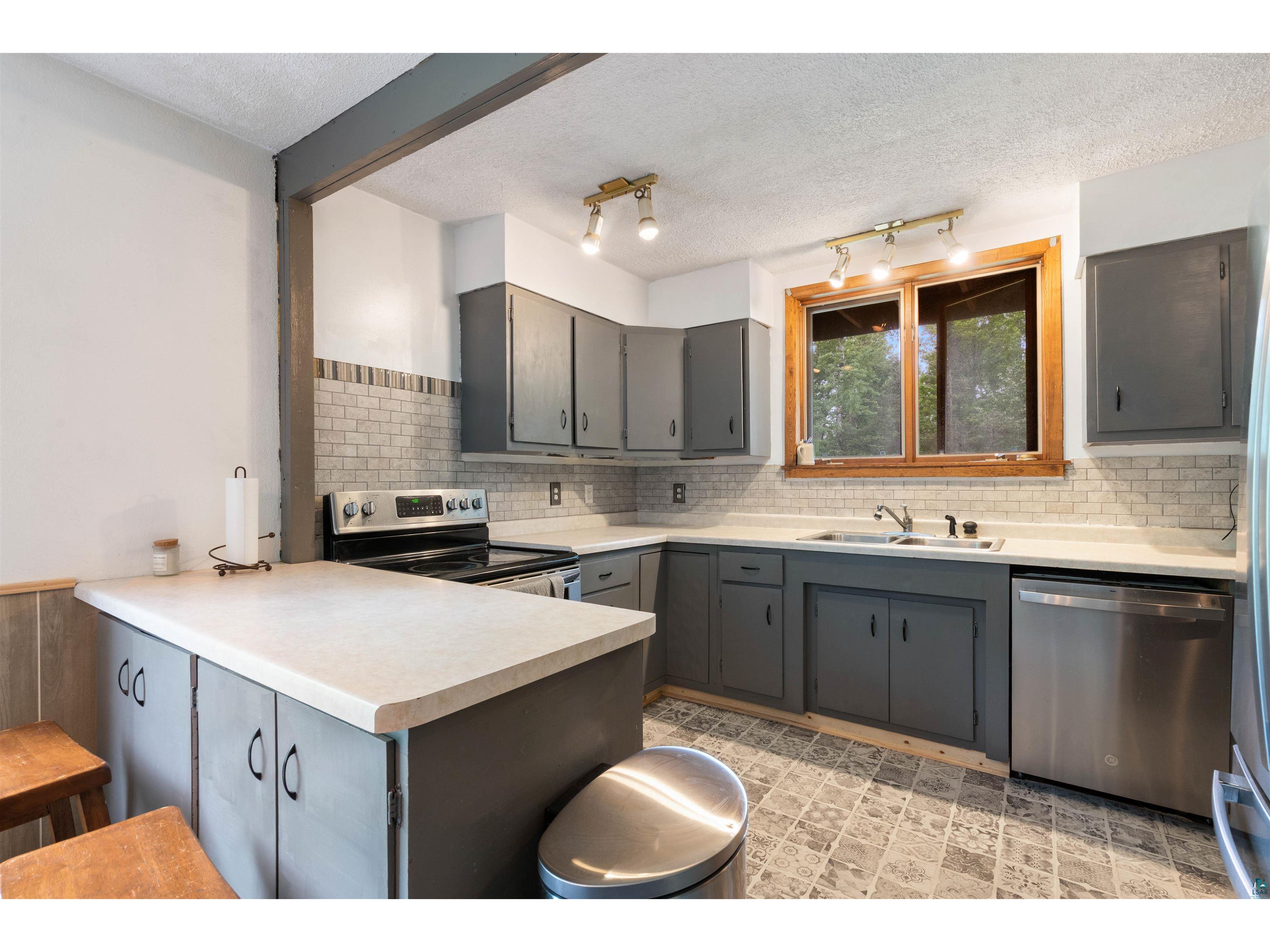 4982 Lorendale Rd Duluth MN 55811 6125878 image12