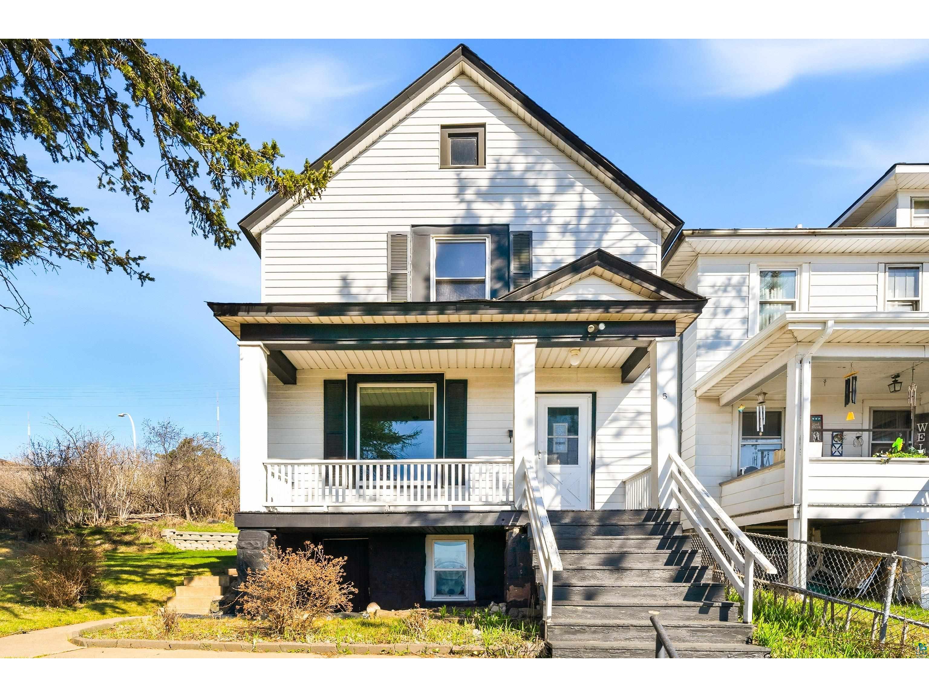 5 W 7th St Duluth MN 55806 6125151 image1