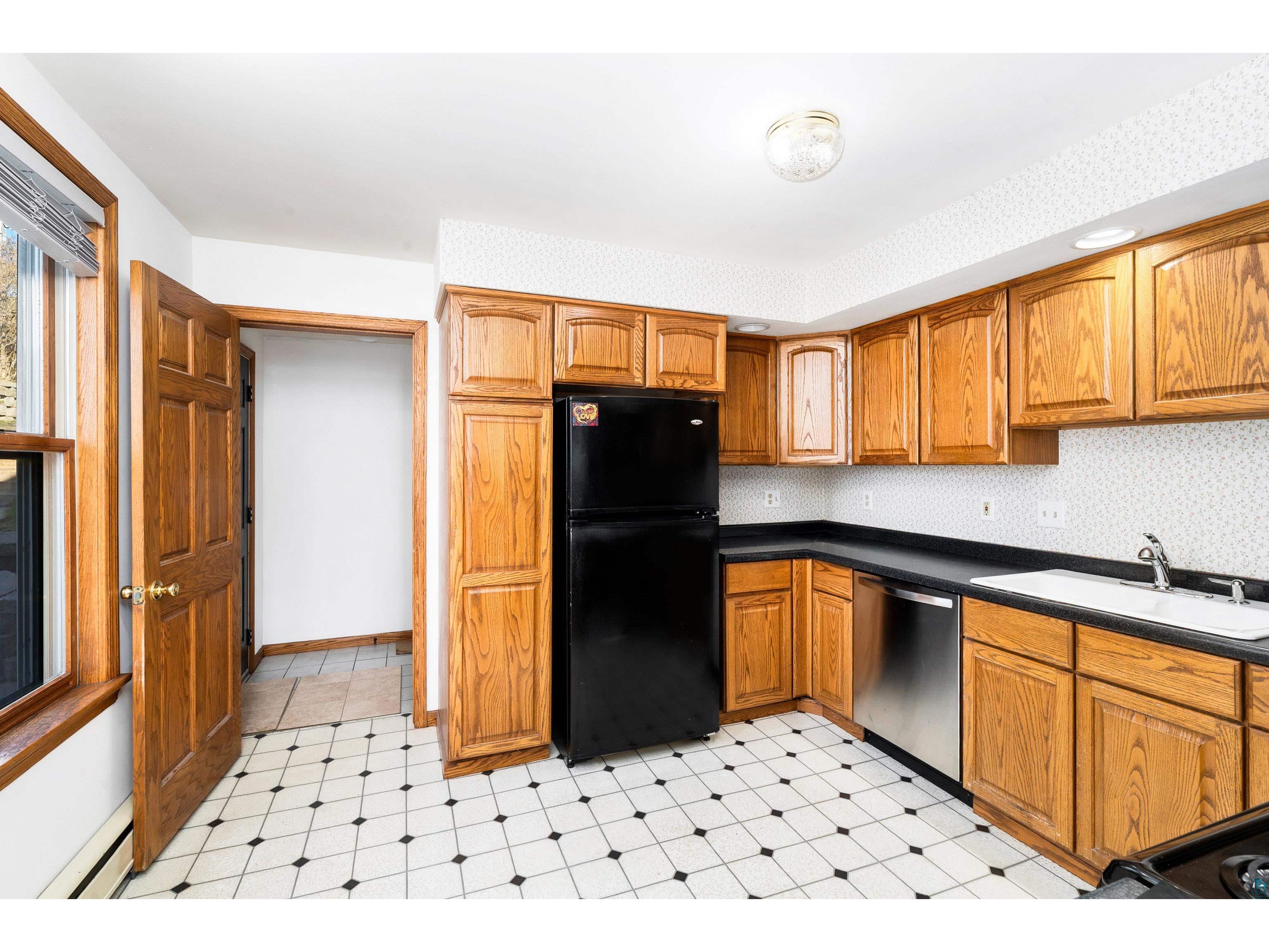 5 W 7th St Duluth MN 55806 6125151 image33