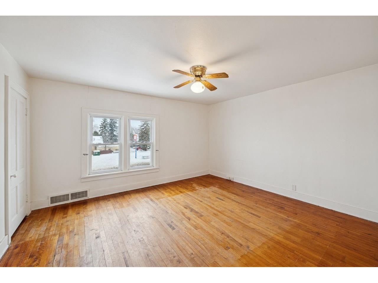 500 Lakeshore Drive East Ashland WI 54806 6123118 image11