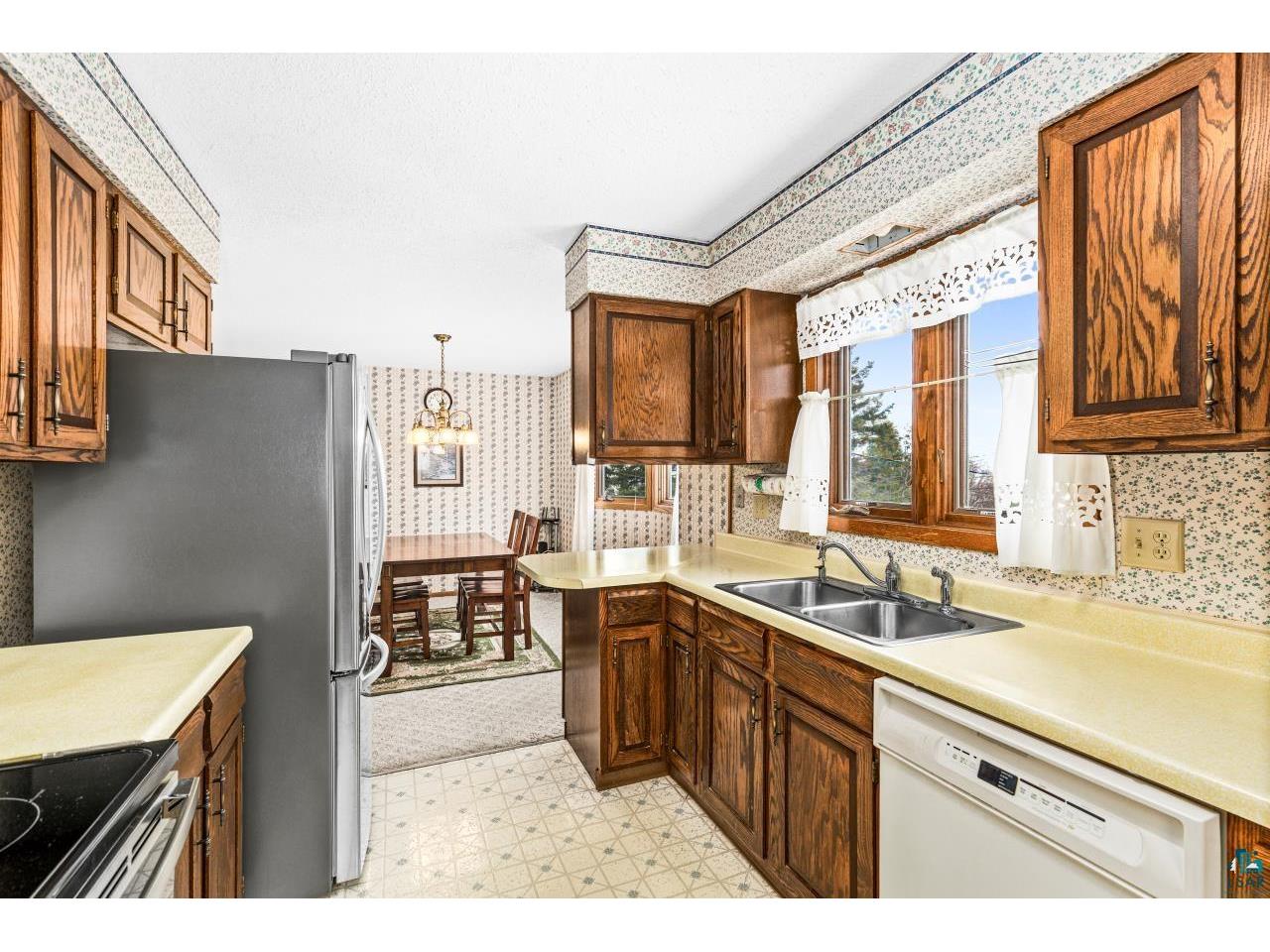 5002 Peabody St Duluth MN 55803 6124973 image11