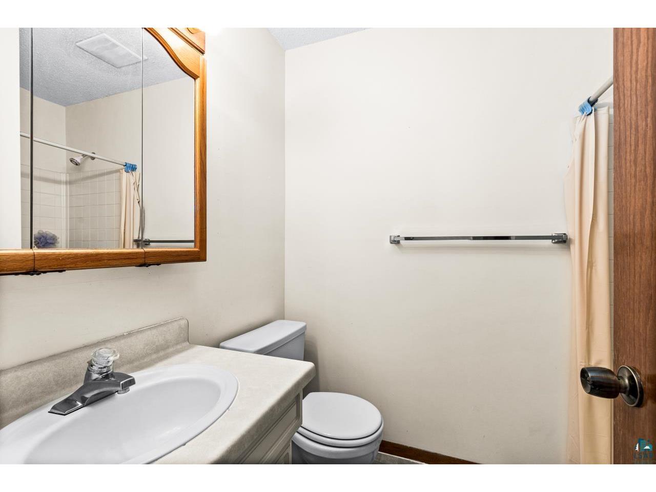 5002 Peabody St Duluth MN 55803 6124973 image18