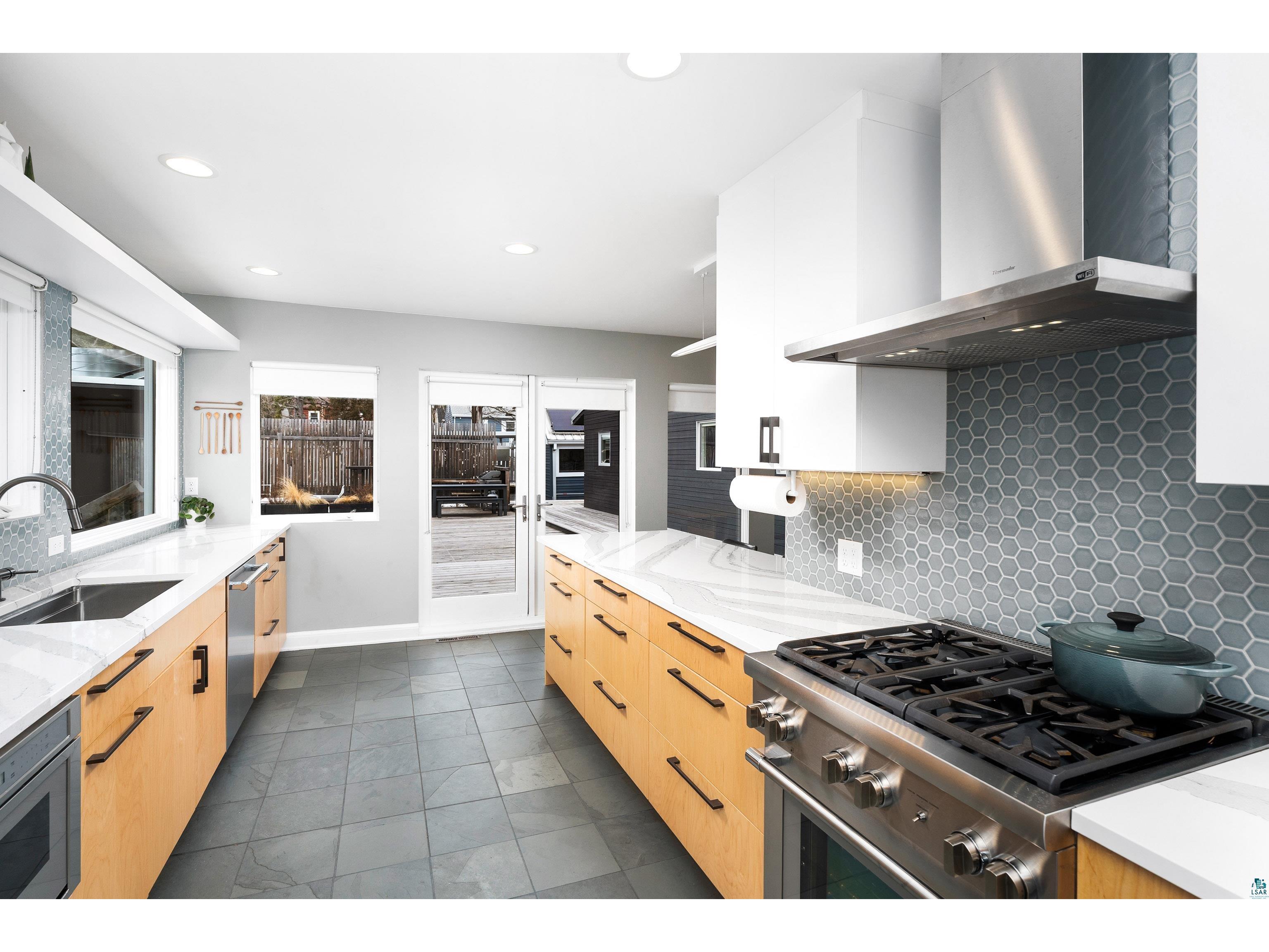 5027 Oakley St Duluth MN 55804 6124700 image16