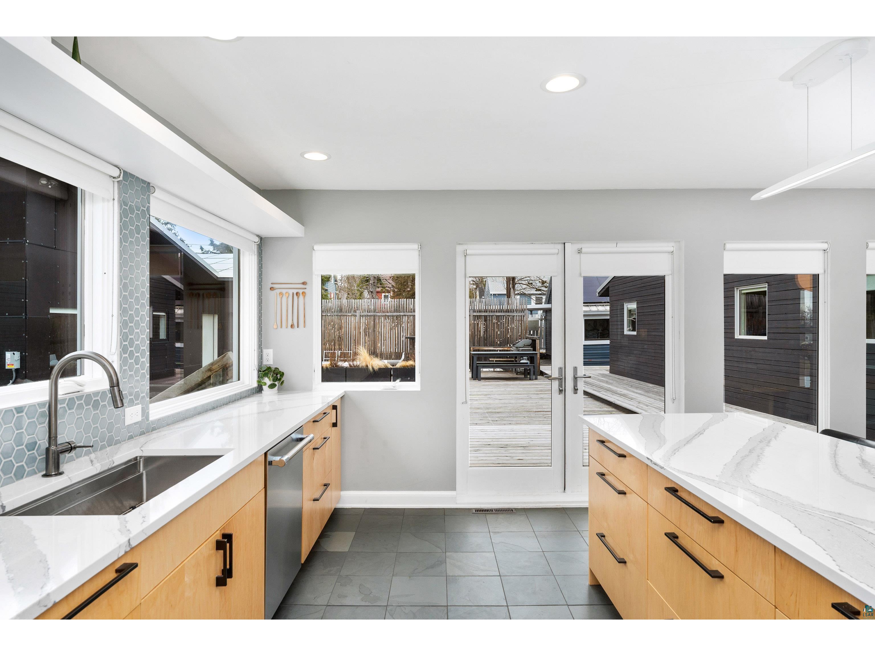 5027 Oakley St Duluth MN 55804 6124700 image17