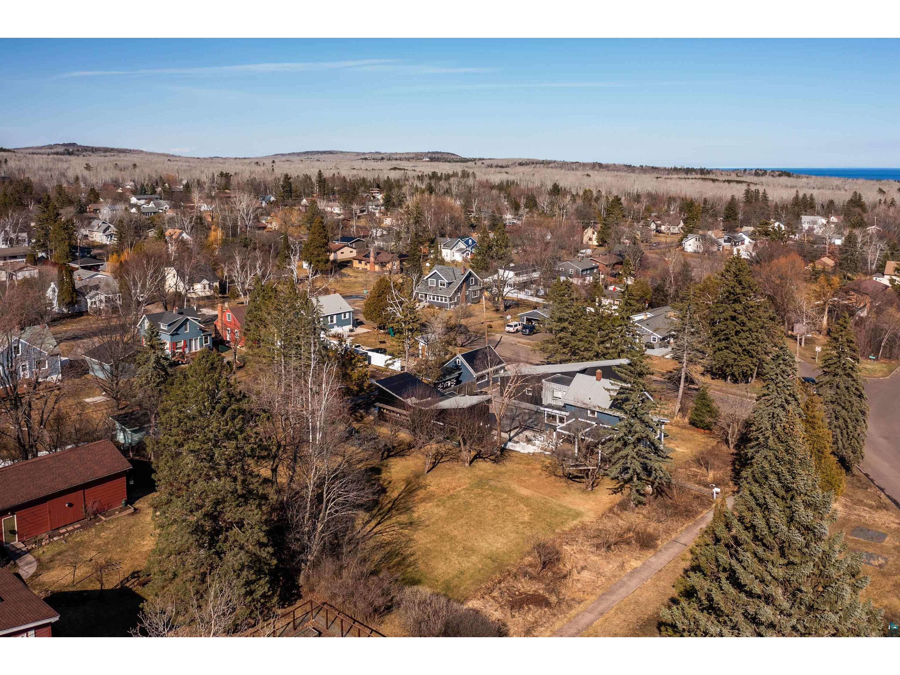 5027 Oakley St Duluth MN 55804 6124700 image90