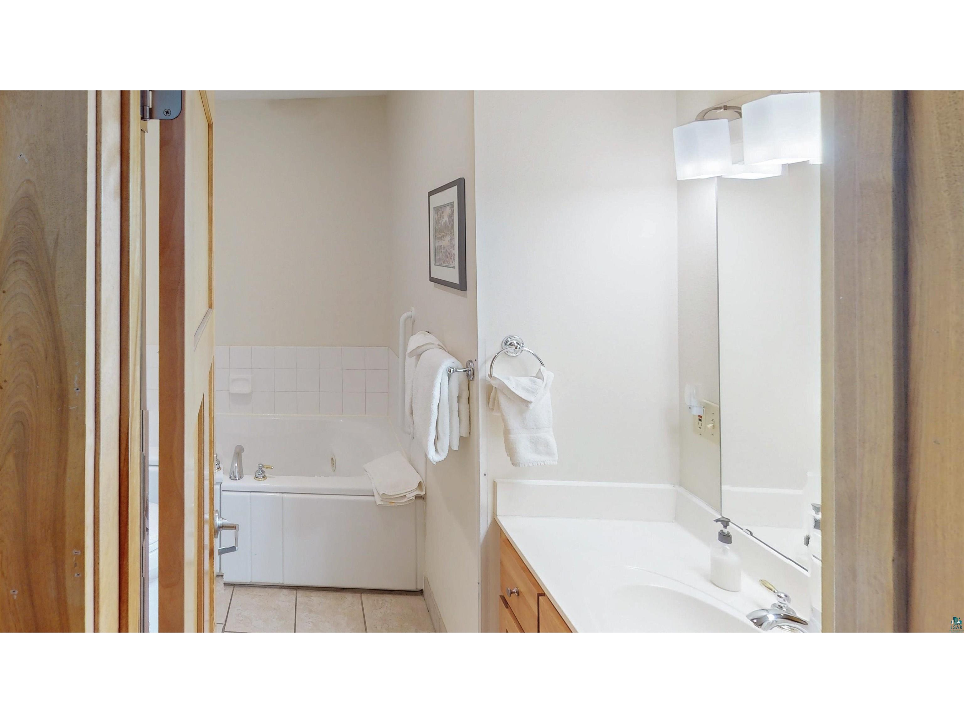 504-506 Poplar River Rd Lutsen MN 55612 - Lake Superior 6125749 image16