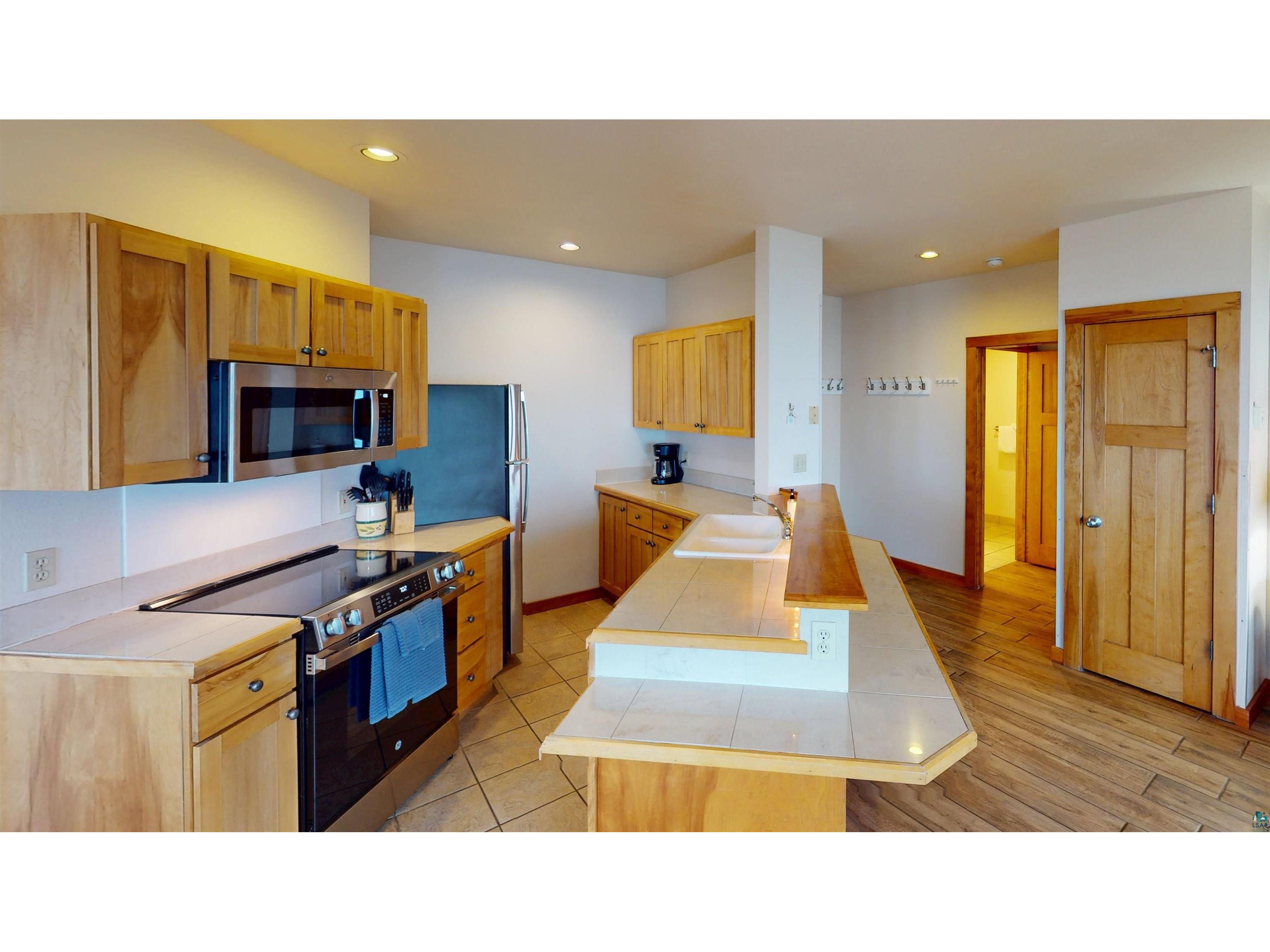 504-506 Poplar River Rd Lutsen MN 55612 - Lake Superior 6125749 image9