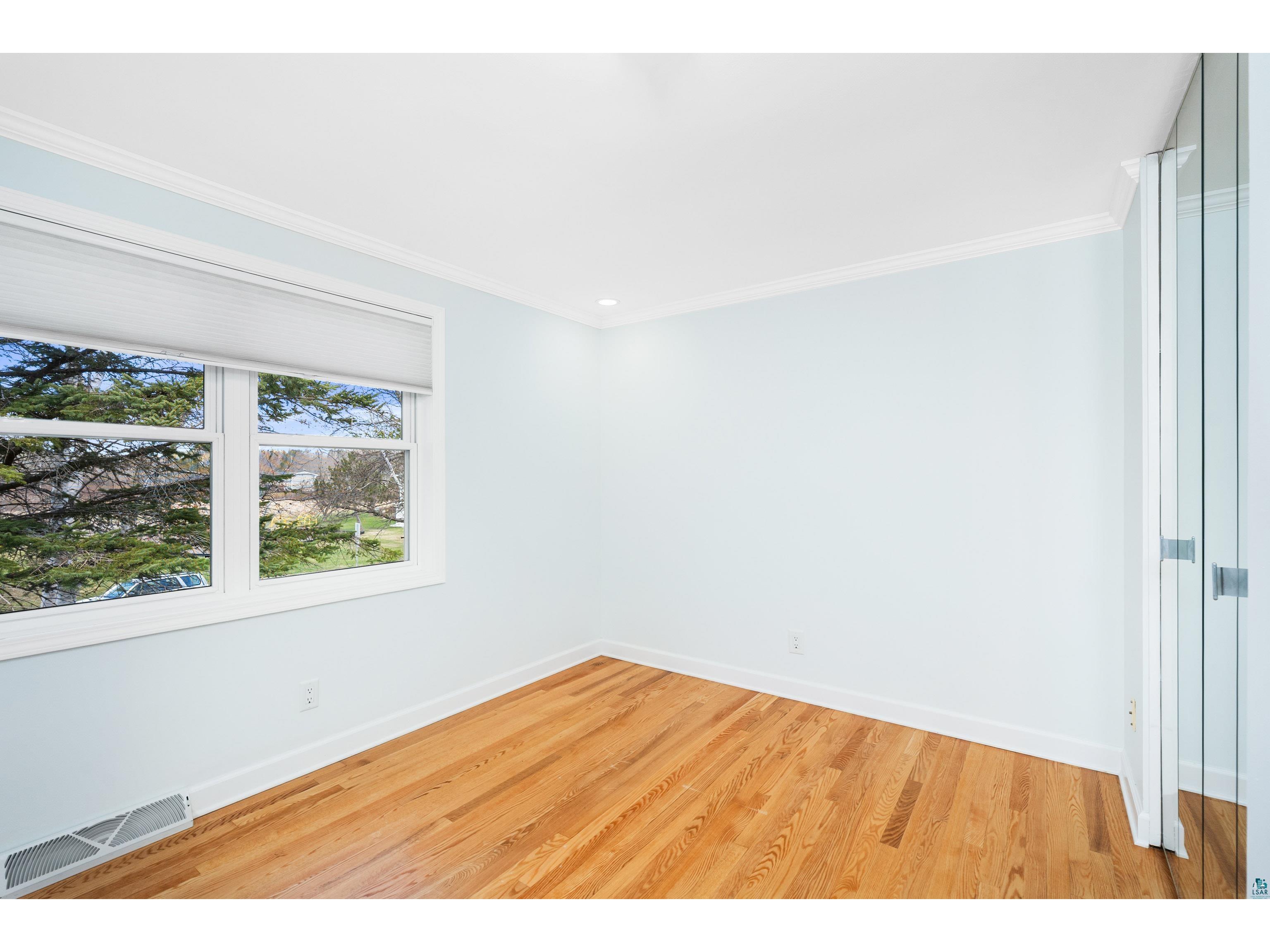 504 Madison Ave Duluth MN 55811 6125450 image18