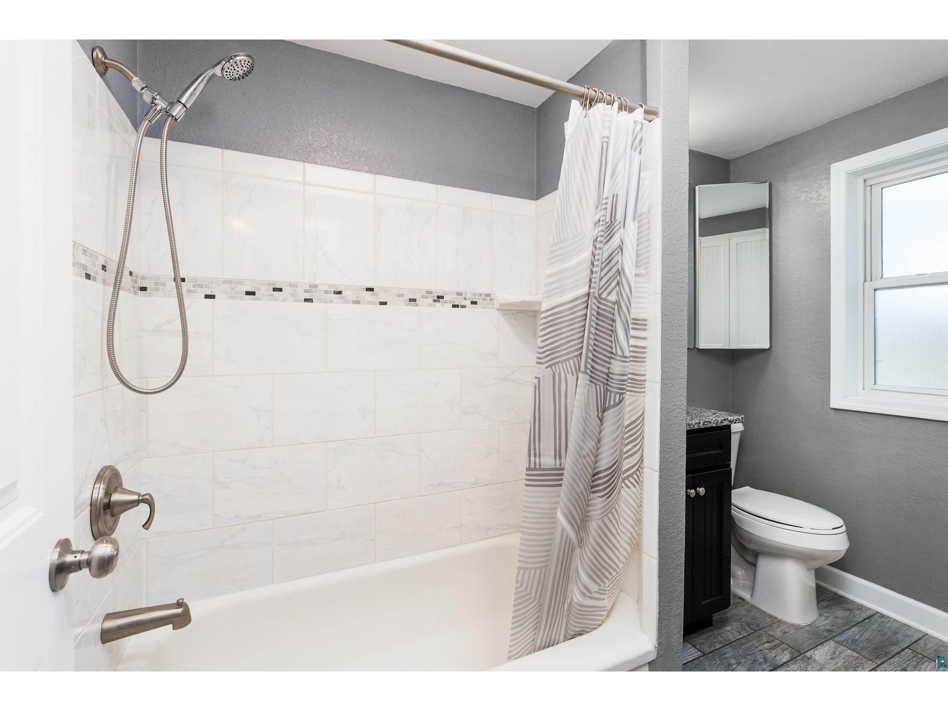 504 Madison Ave Duluth MN 55811 6125450 image22