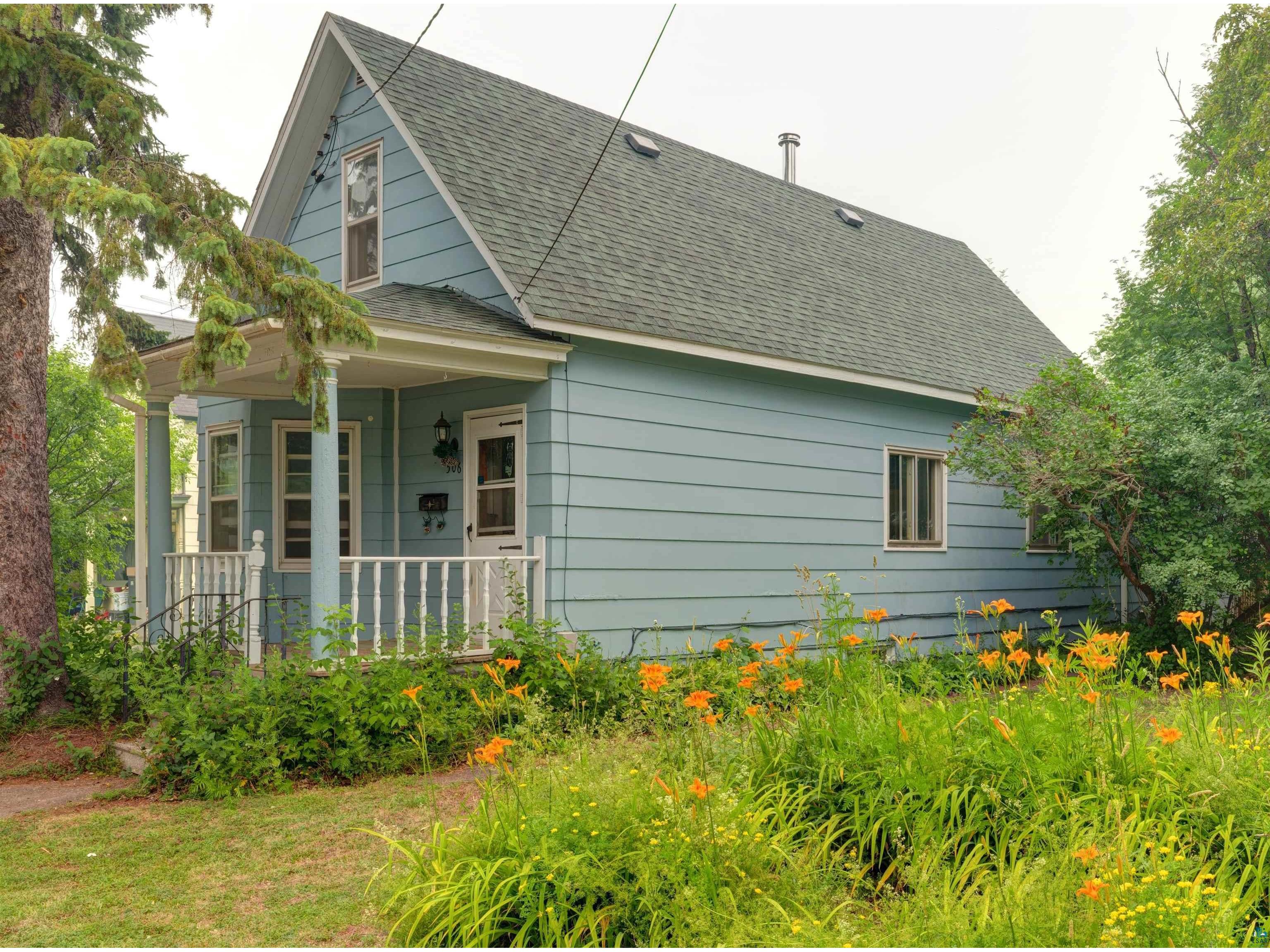 506 15th Ave W Ashland WI 54806 6126818 image1