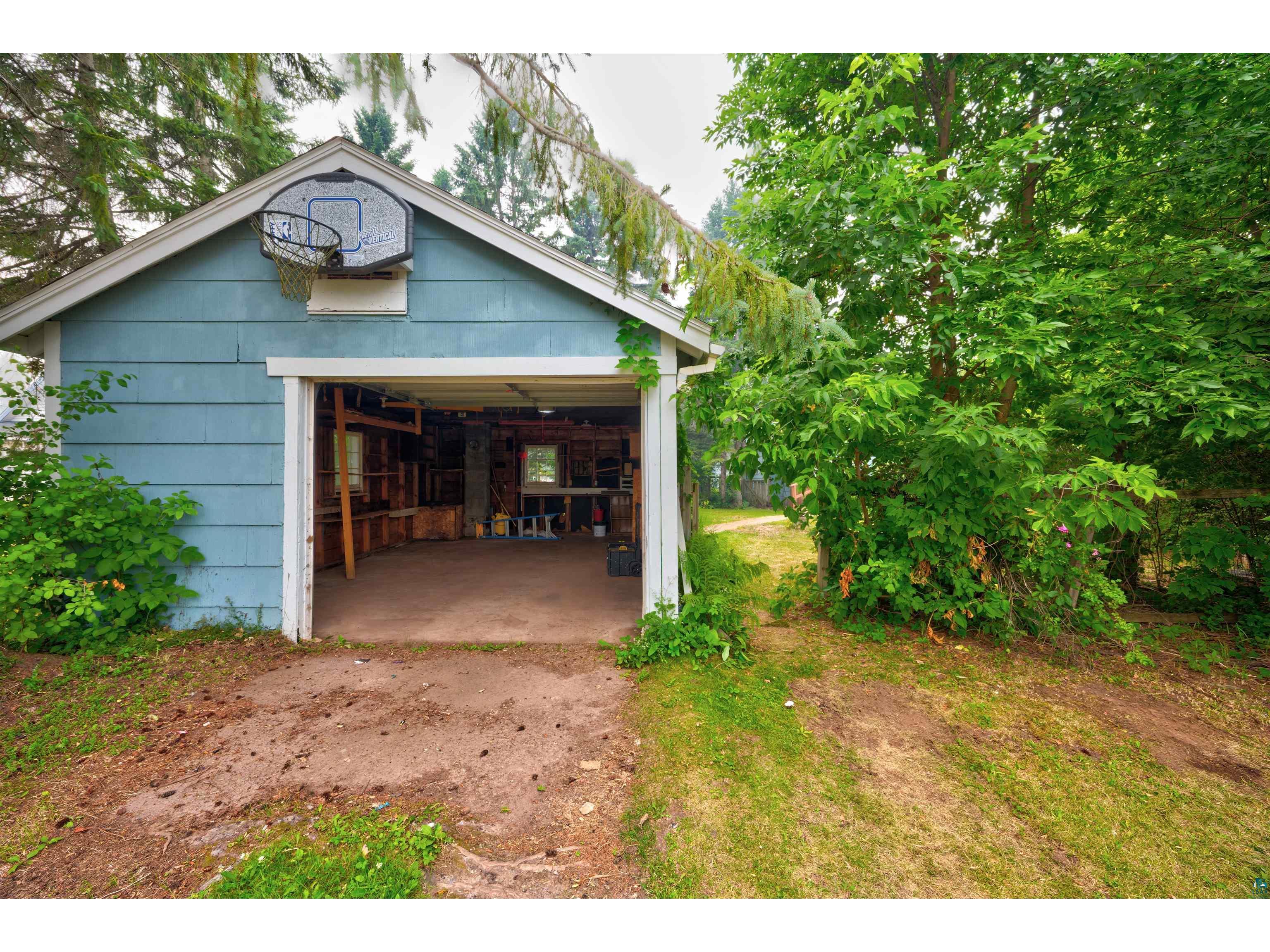 506 15th Ave W Ashland WI 54806 6126818 image16