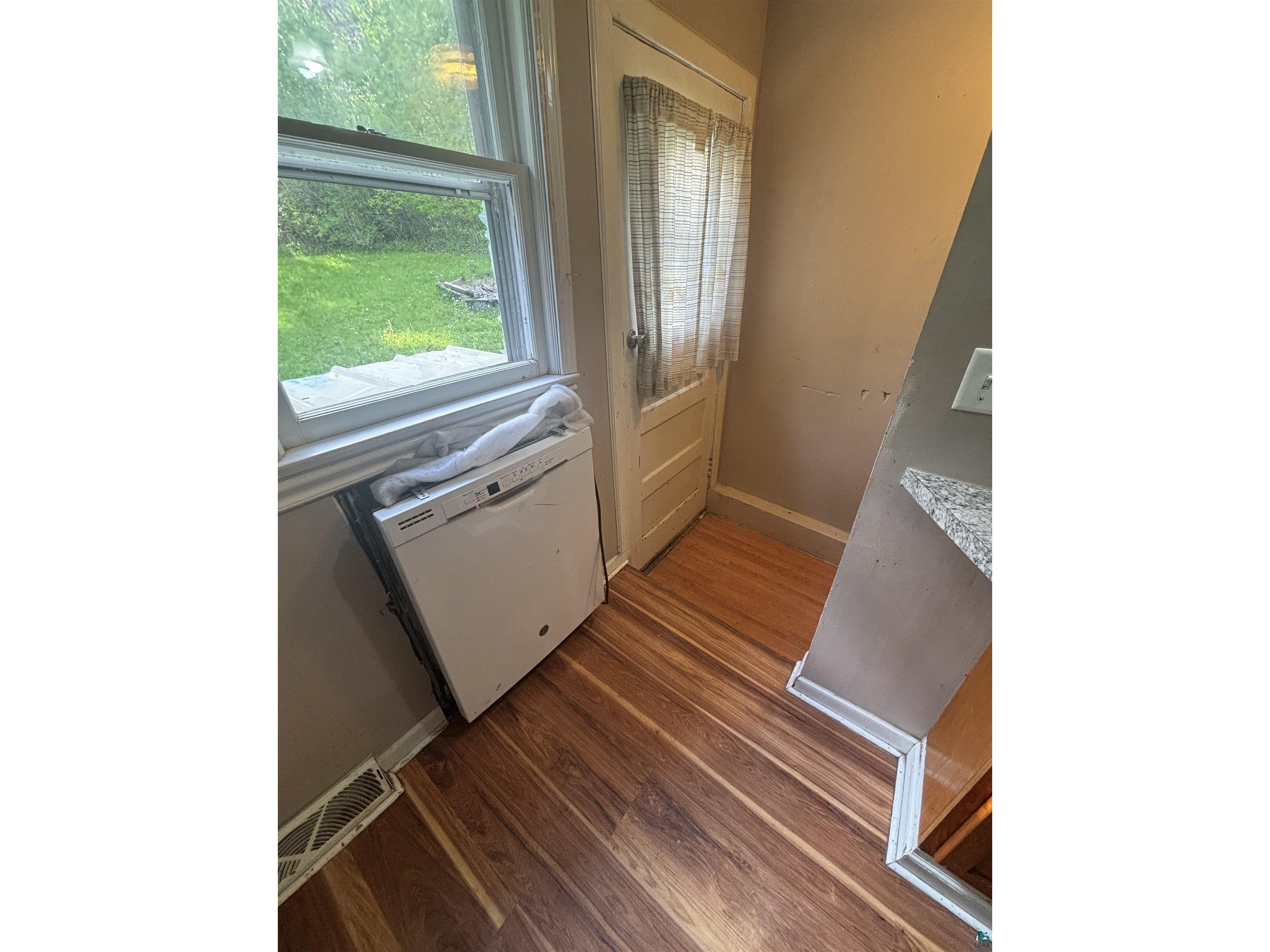 507 N 76th Ave W Duluth MN 55807 6125741 image8