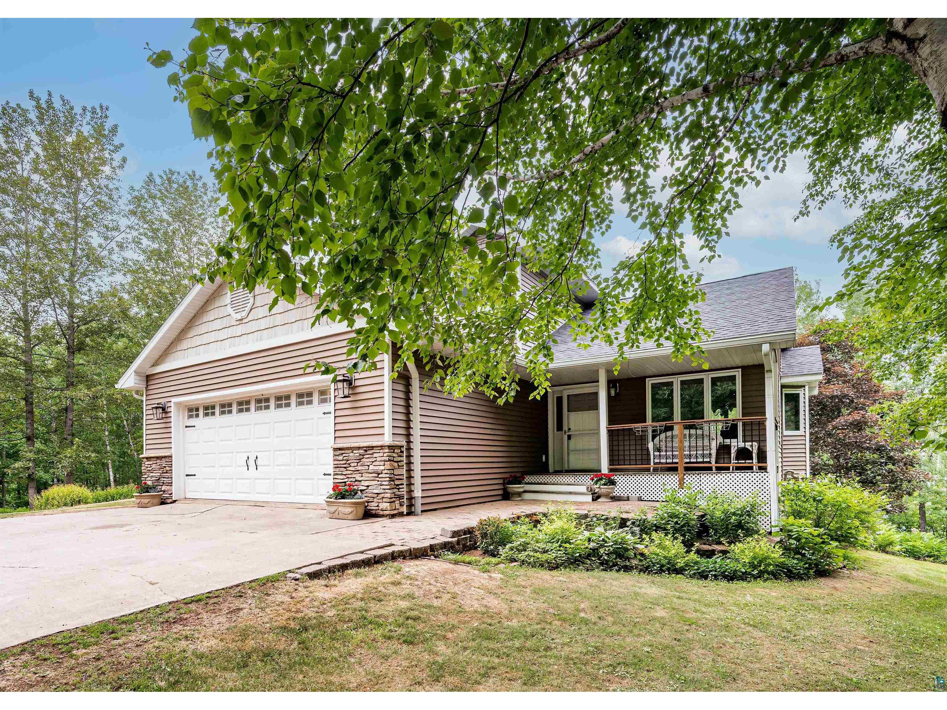 5073 Anderson Rd Hermantown MN 55811 - Midway River 6108894 image1