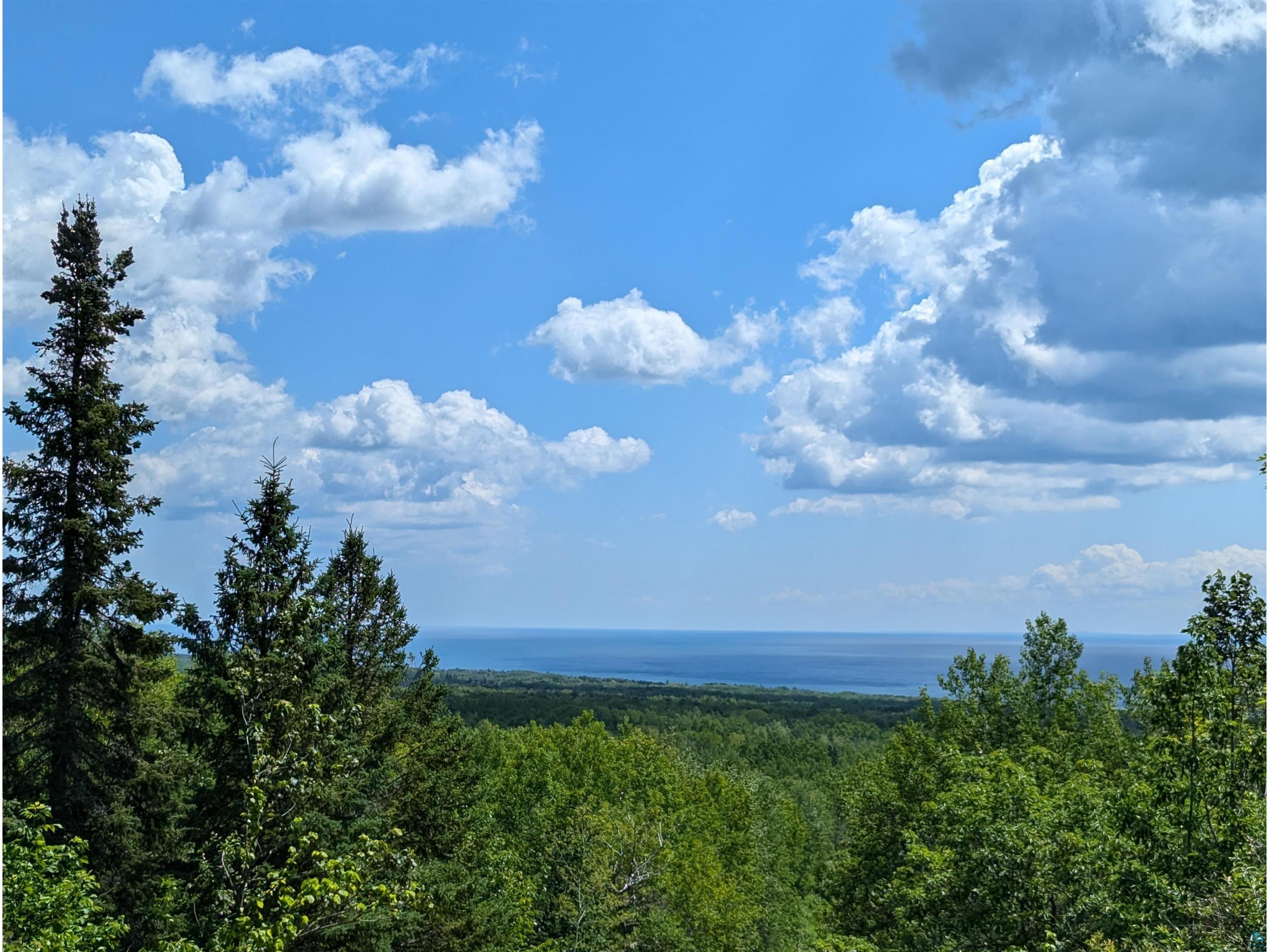 50xx Lakewood Rd Duluth MN 55804 6114303 image1