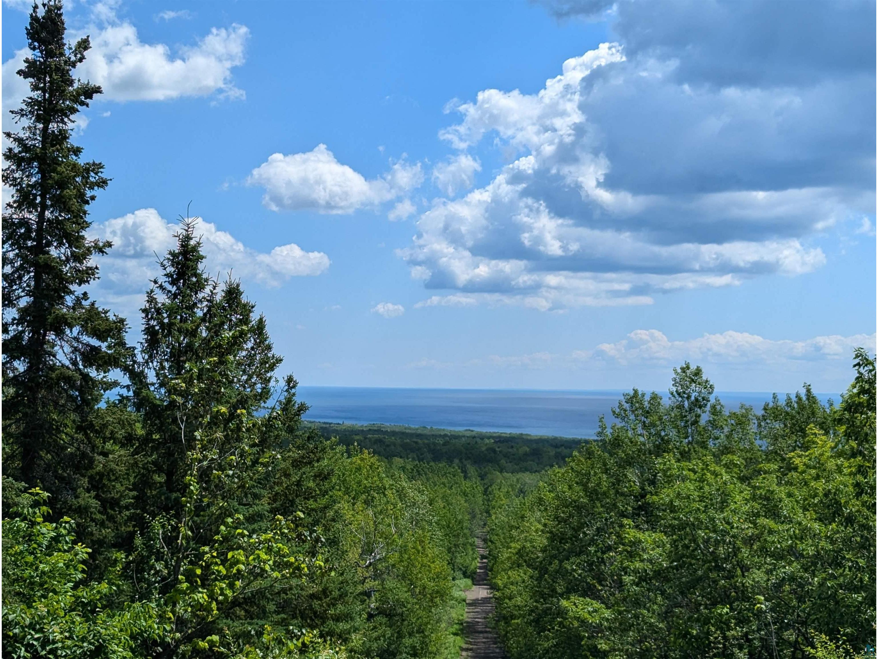 50xx Lakewood Rd Duluth MN 55804 6114303 image2