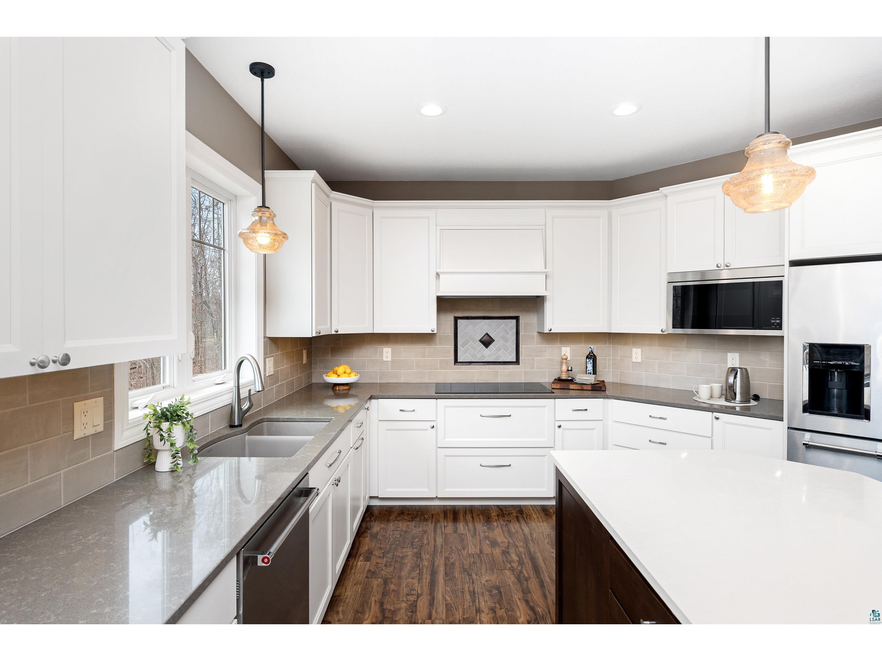 510 Crystal Dr Duluth MN 55811 6124911 image14