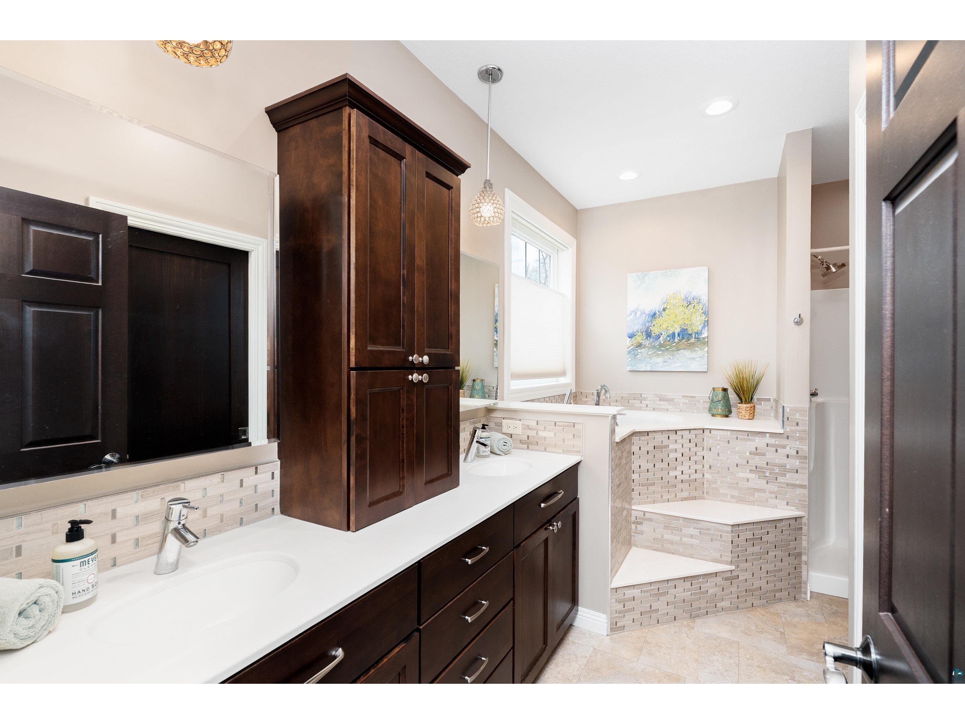 510 Crystal Dr Duluth MN 55811 6124911 image22