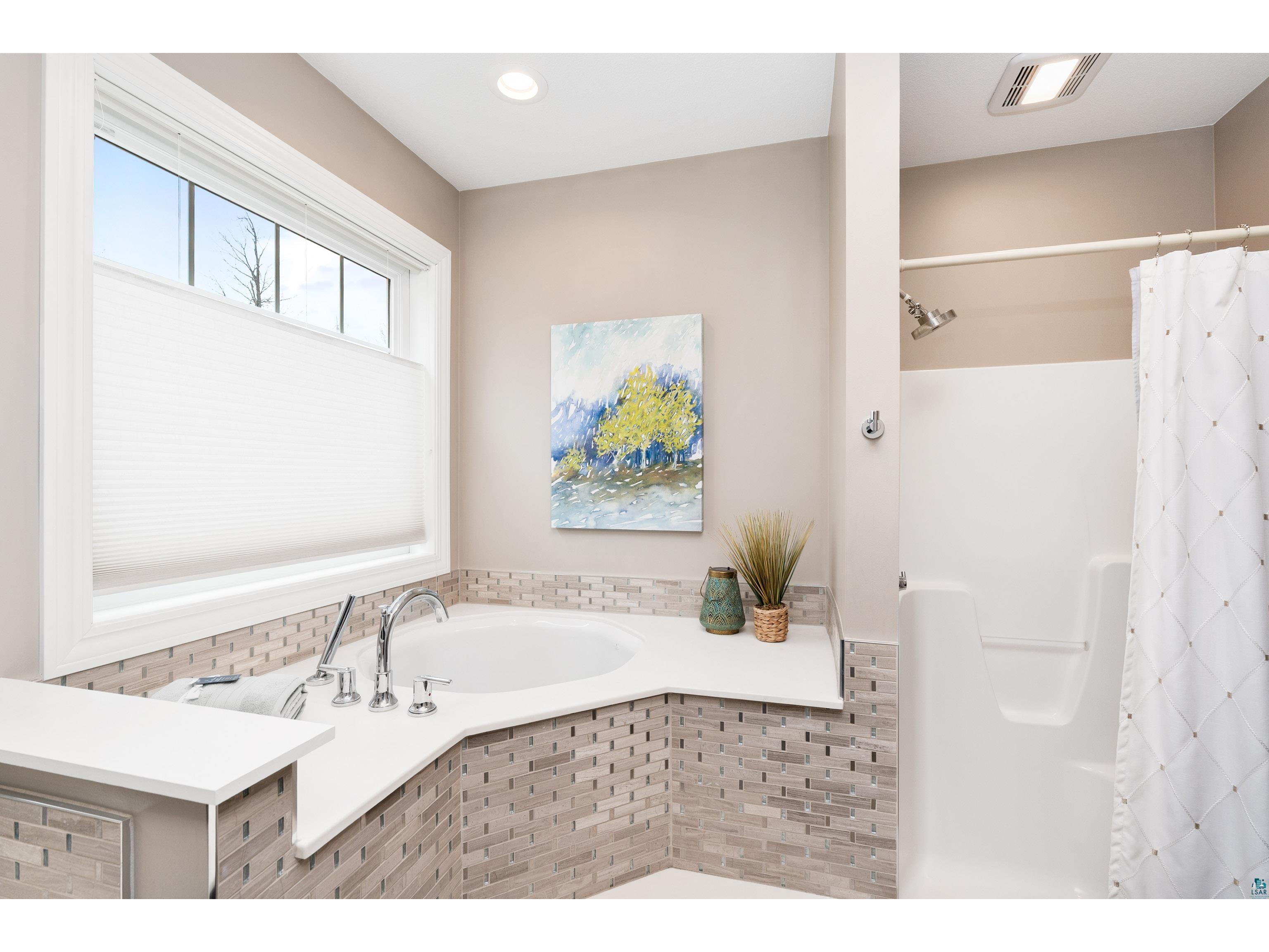 510 Crystal Dr Duluth MN 55811 6124911 image23