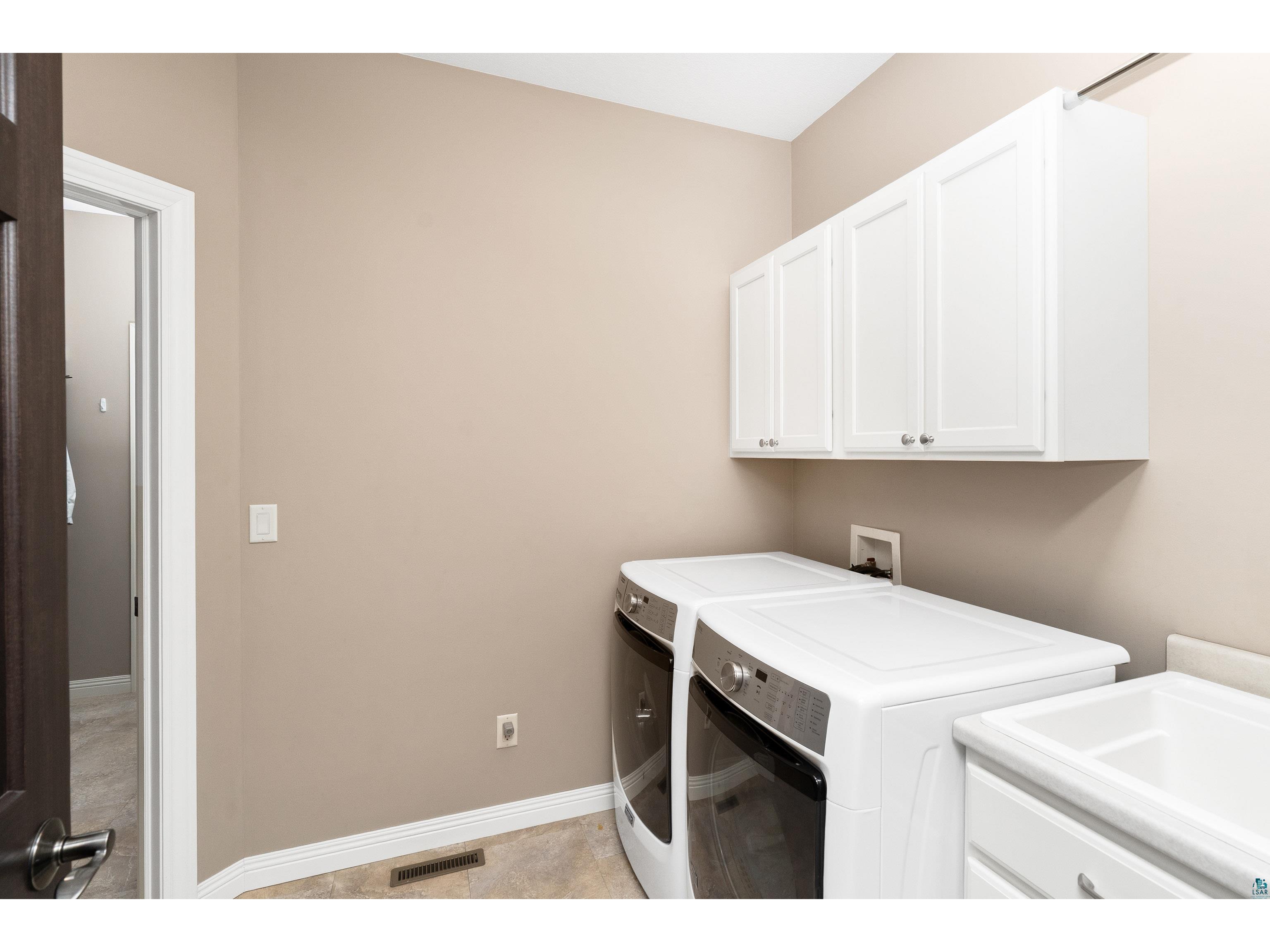 510 Crystal Dr Duluth MN 55811 6124911 image25