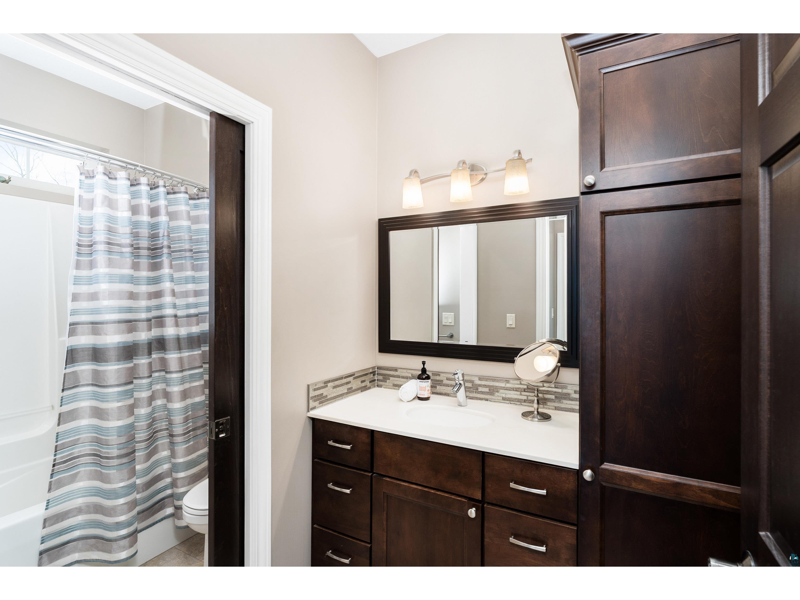 510 Crystal Dr Duluth MN 55811 6124911 image28