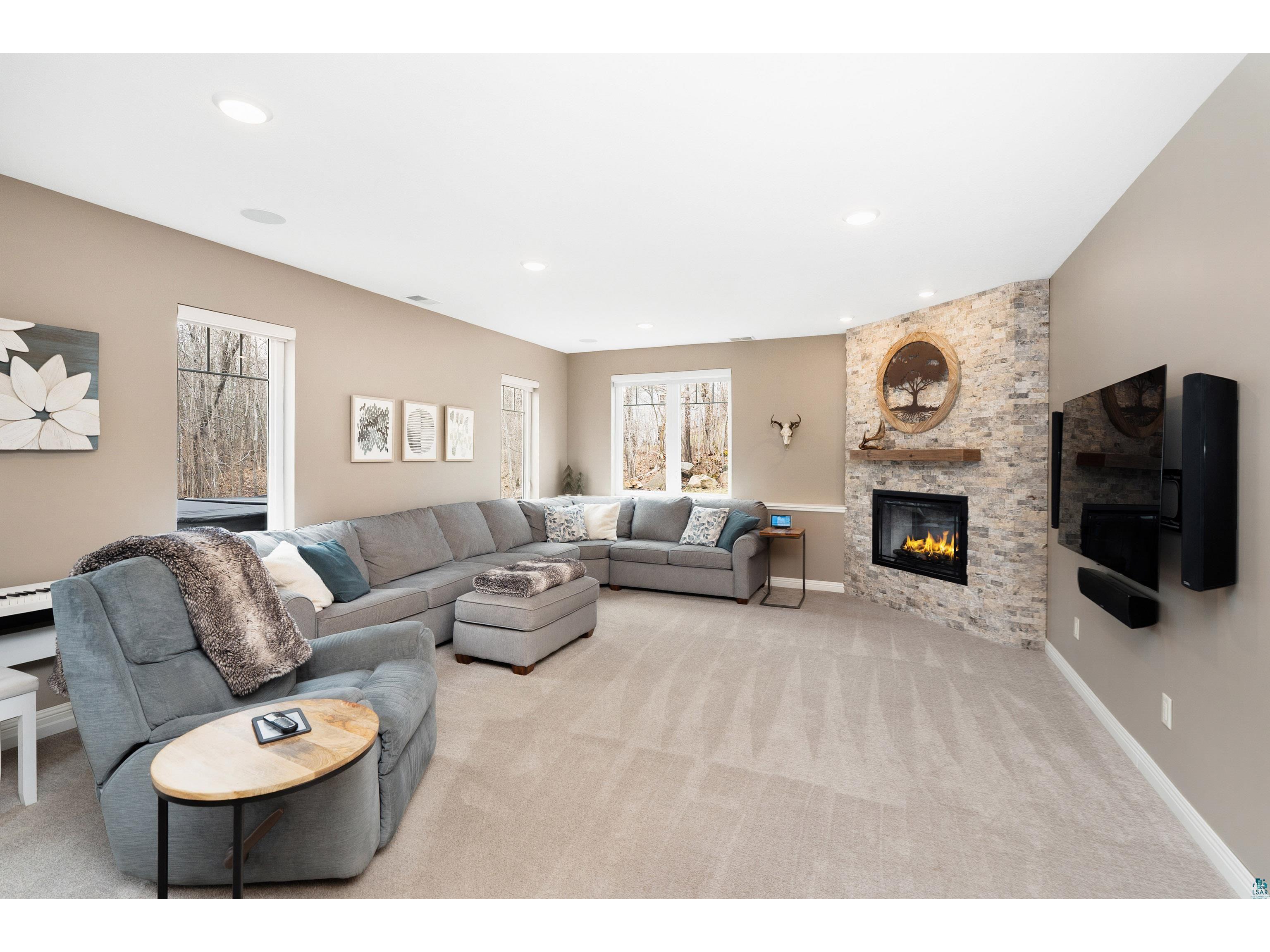 510 Crystal Dr Duluth MN 55811 6124911 image30