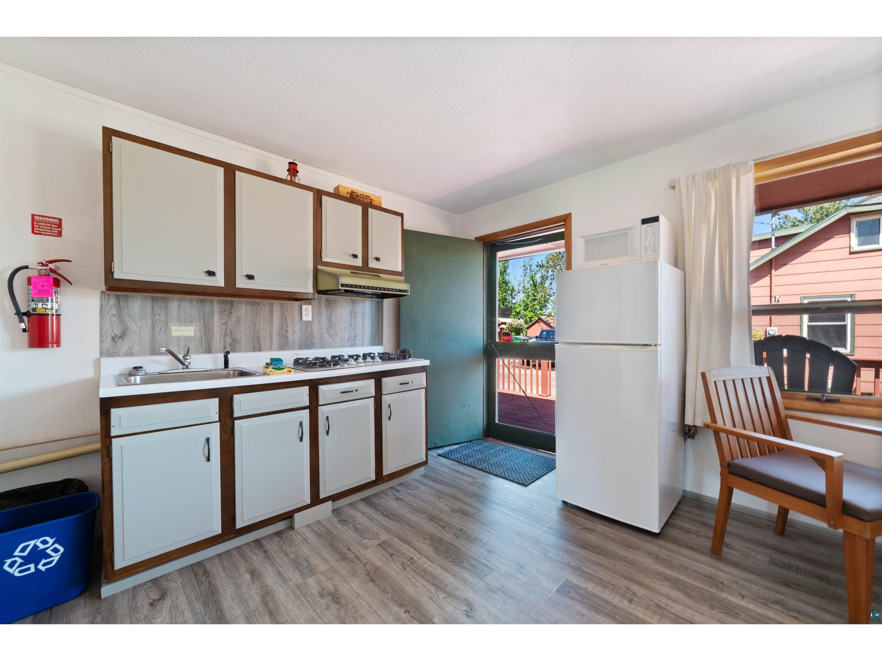 5107 North Shore Dr Duluth MN 55804 6120312 image21