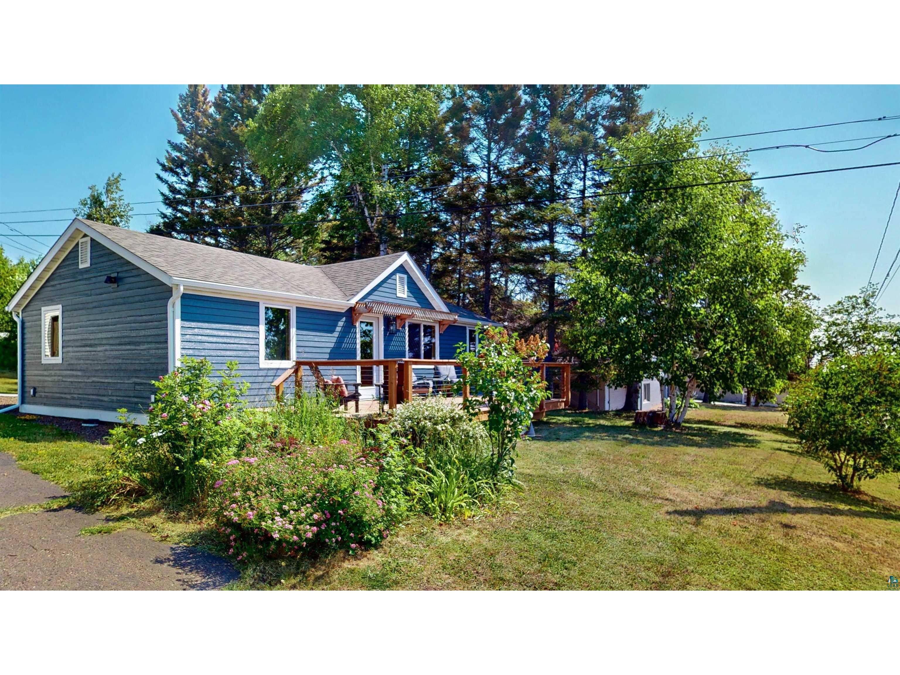 511 W 3rd St Grand Marais MN 55604 6126804 image1