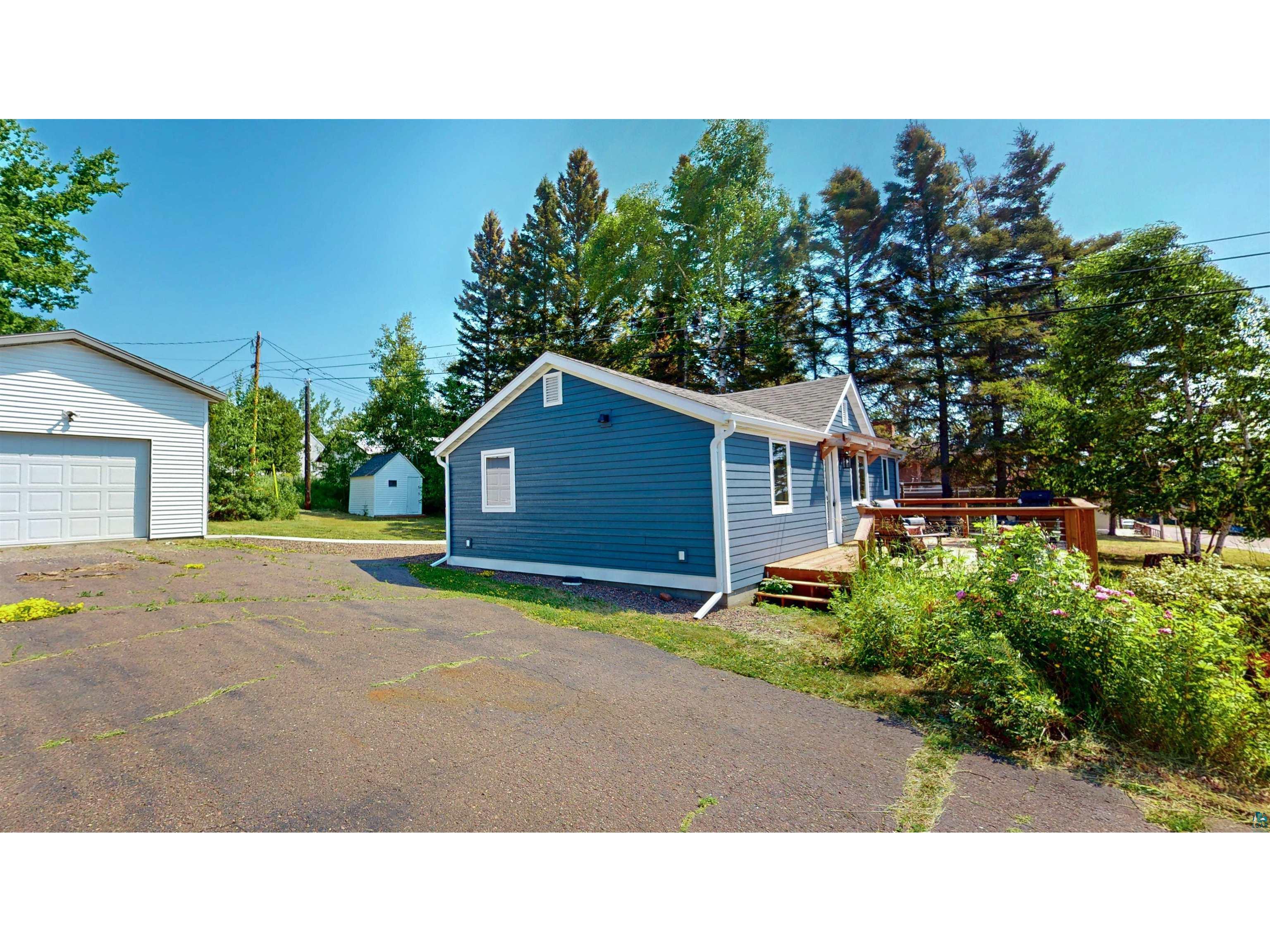 511 W 3rd St Grand Marais MN 55604 6126804 image16