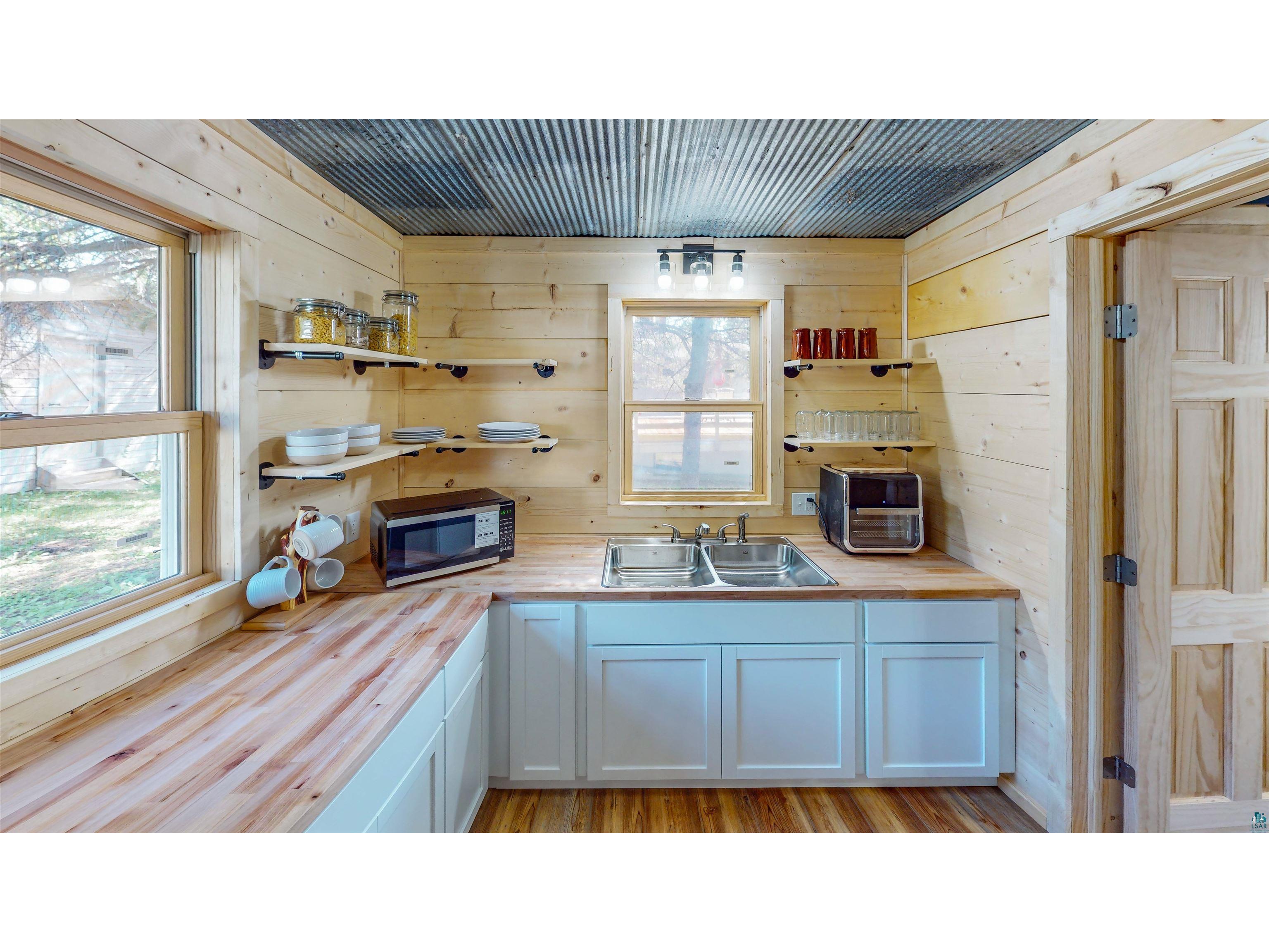 511 W 3rd St Grand Marais MN 55604 6126804 image3