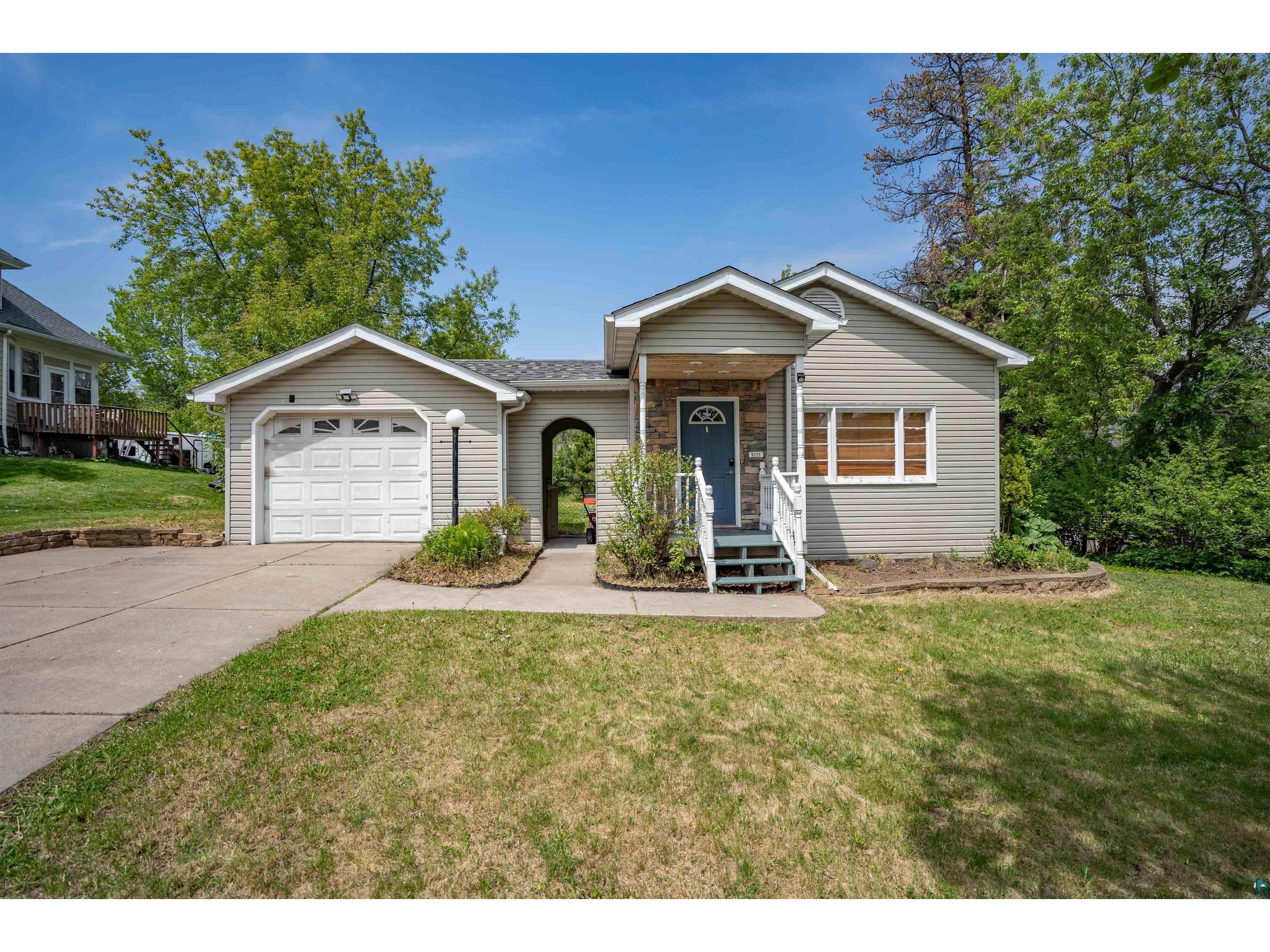 5117 Colorado St Duluth MN 55804 6108532 image1