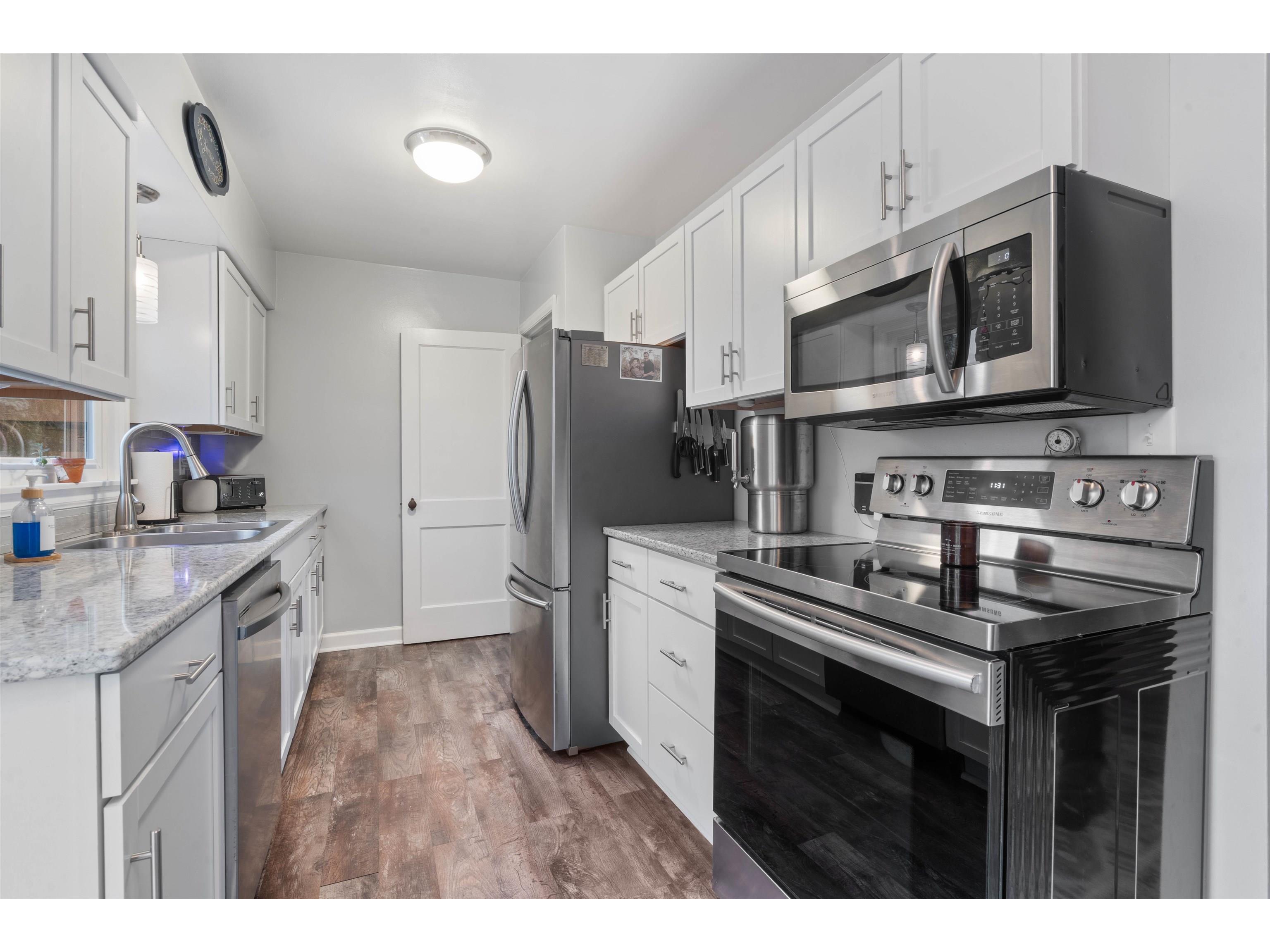 5118 Wyoming St Duluth MN 55804 6123085 image11