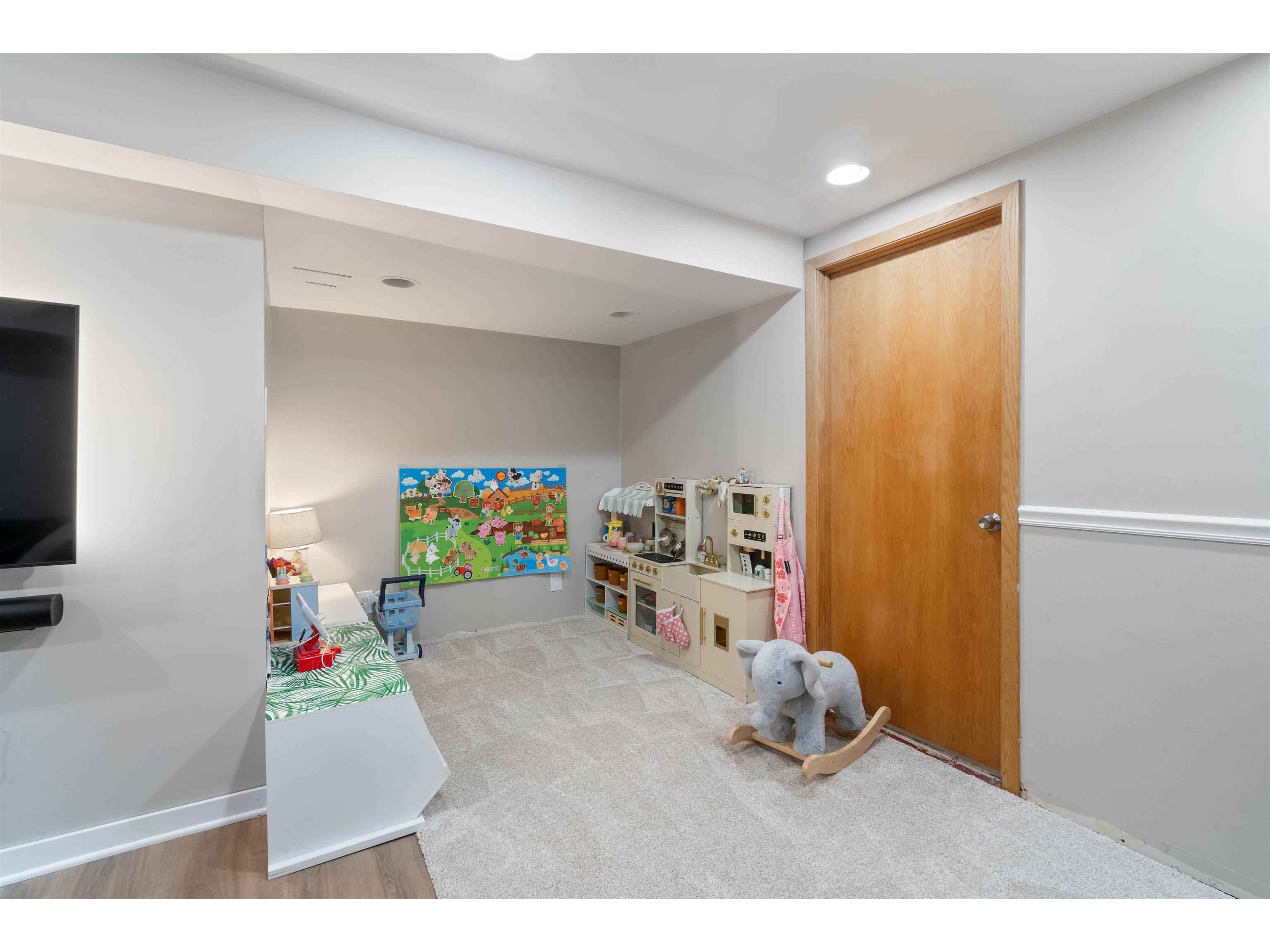 5118 Wyoming St Duluth MN 55804 6123085 image21