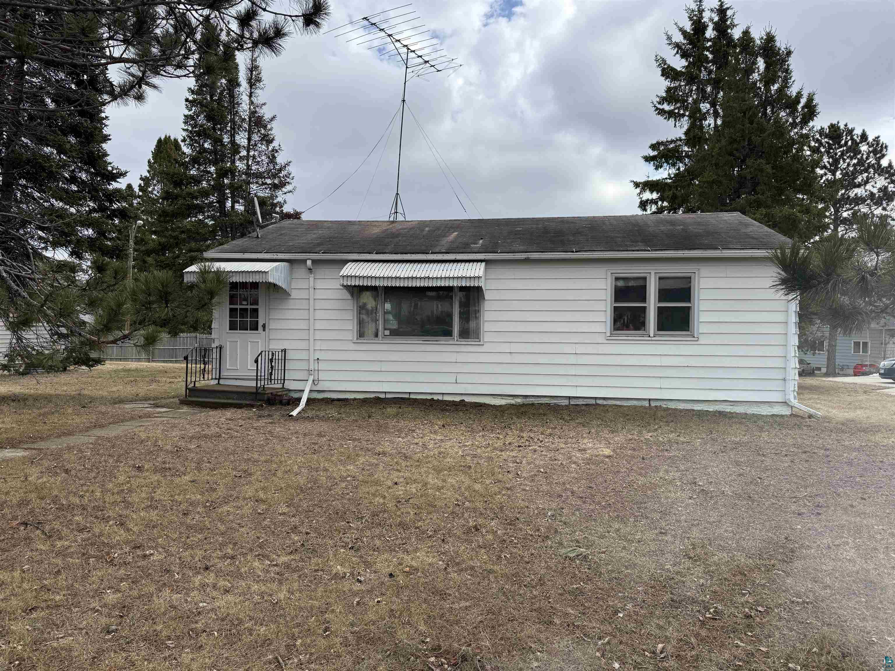 512 Memorial Dr Buhl MN 55713 6124639 image1