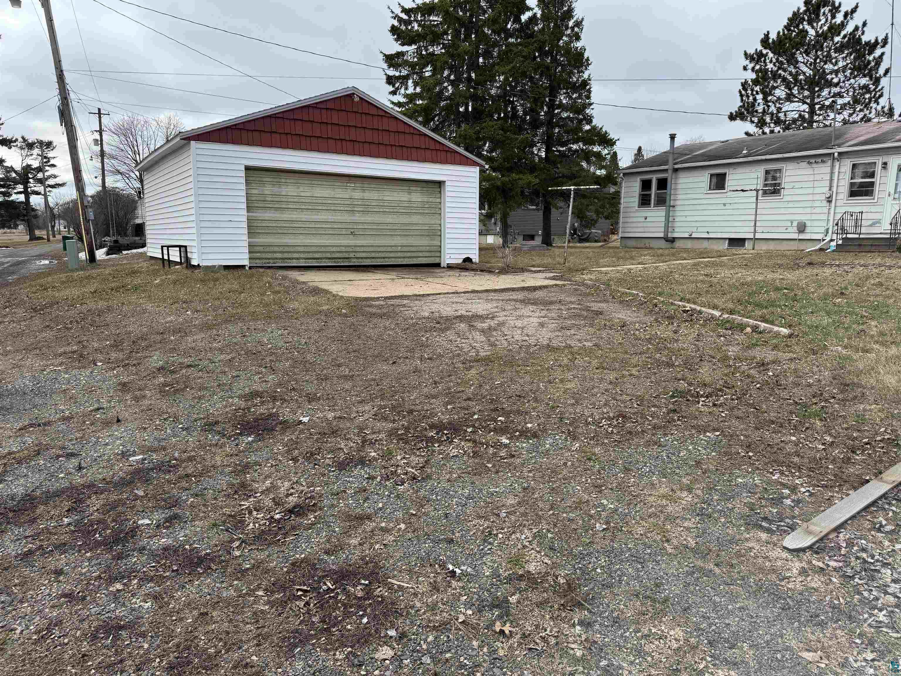512 Memorial Dr Buhl MN 55713 6124639 image10
