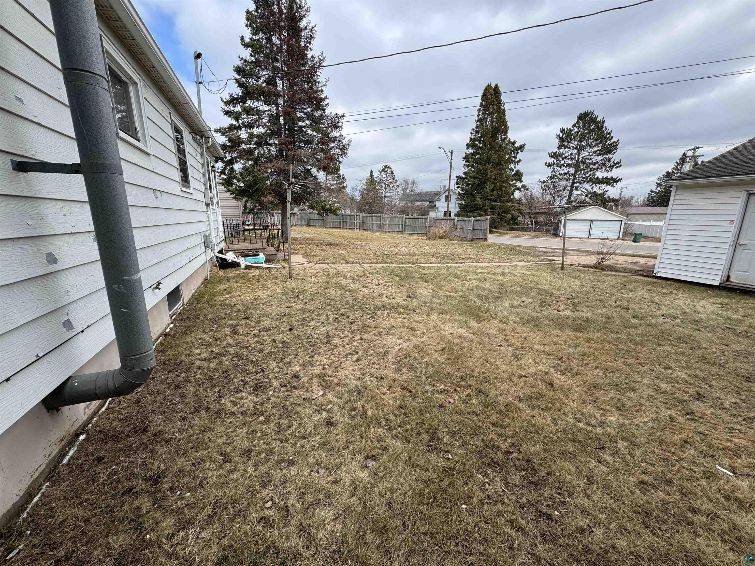 512 Memorial Dr Buhl MN 55713 6124639 image14