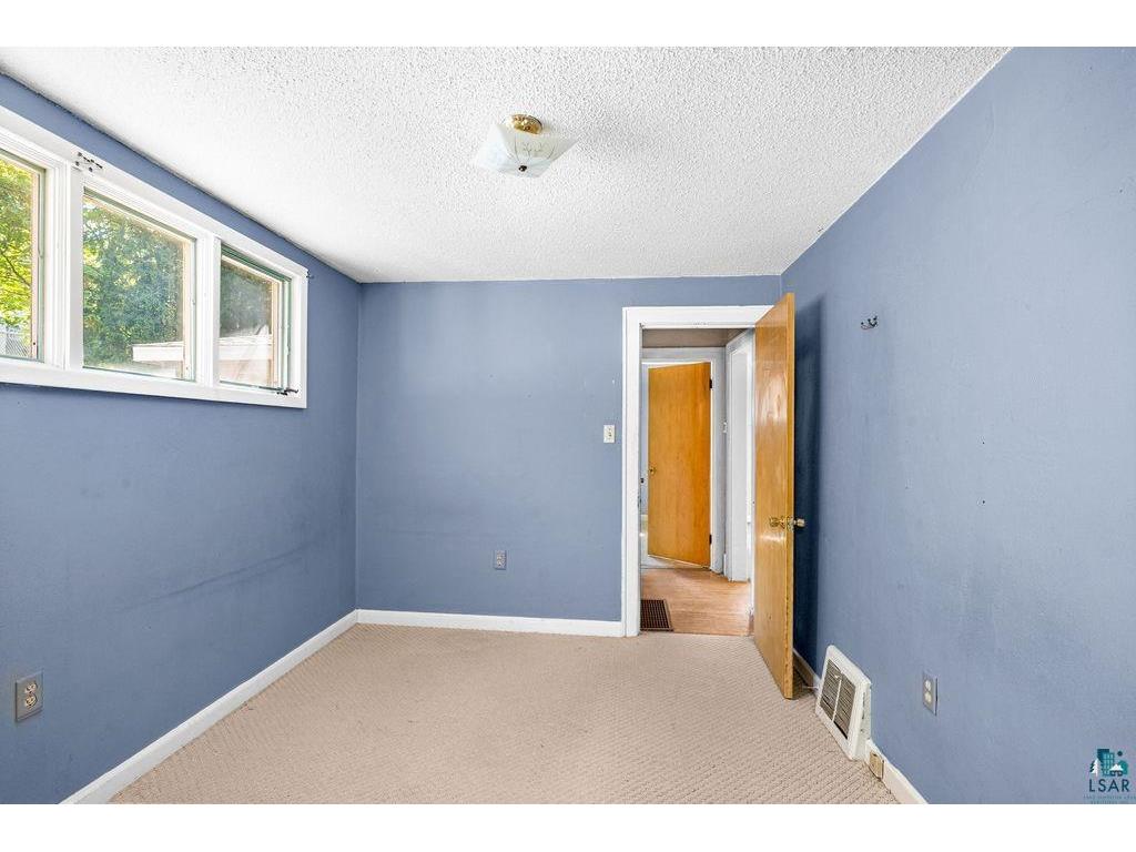 512 Rose St Duluth MN 55803 6125799 image4