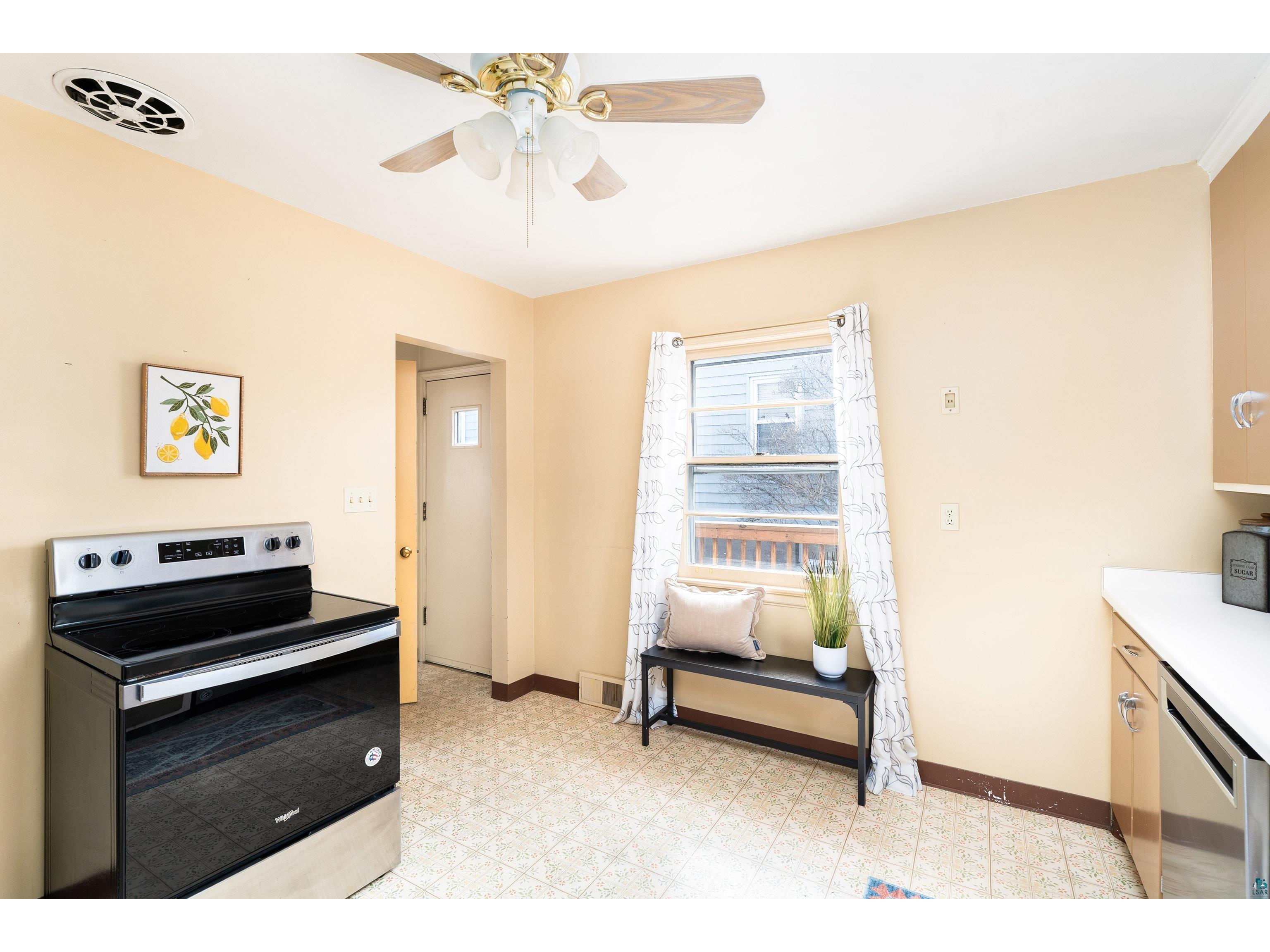 5121 Glenwood St Duluth MN 55804 6124968 image13
